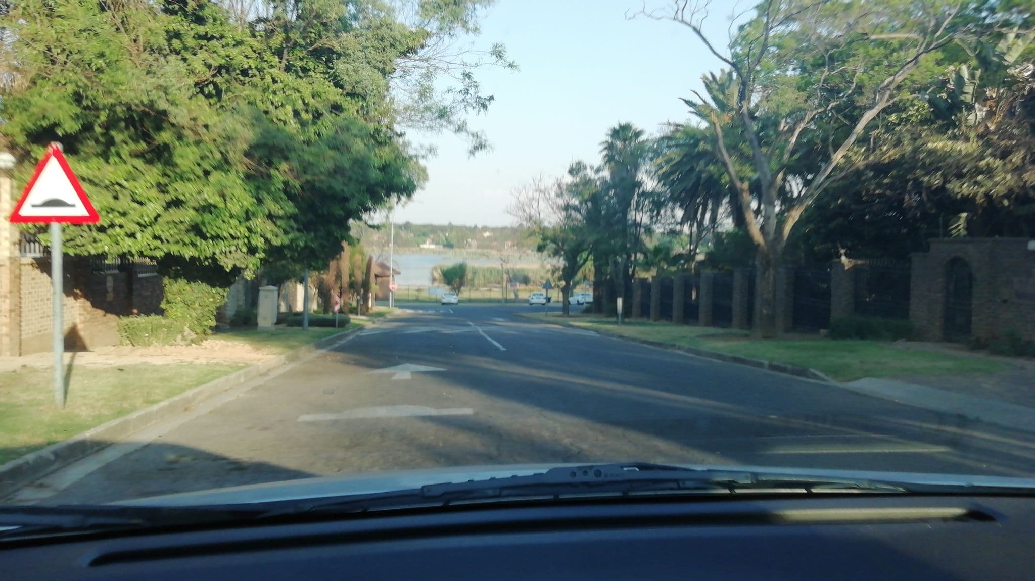 Street view near Villa Amanzi, Benoni — © adhnaan (CC BY-SA · Mapillary)