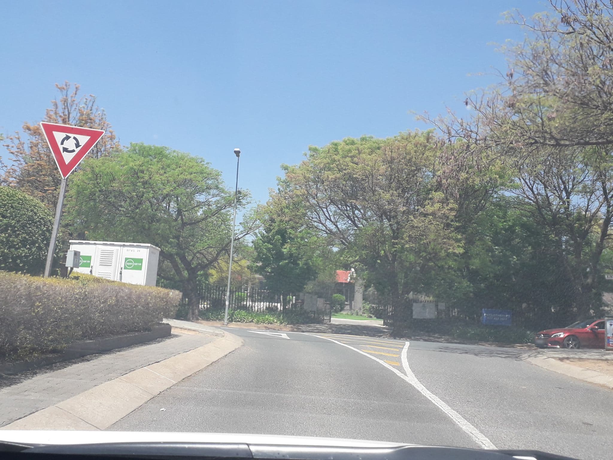 Street view near Montecasino Lodge, Randburg — © lenah (CC BY-SA · Mapillary)