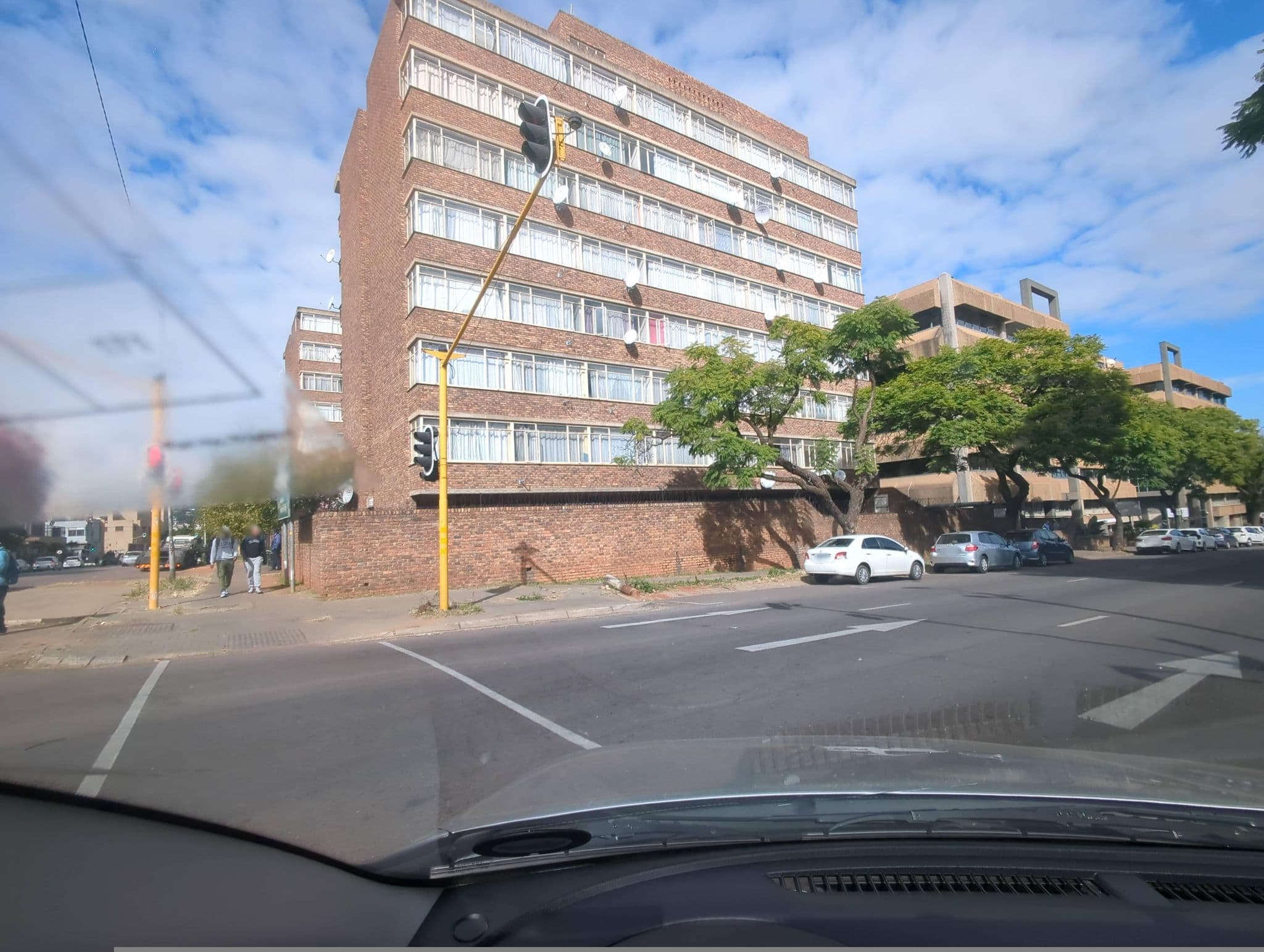 Street view near Premier Hotel Pretoria, Pretoria — © jfrek (CC BY-SA · Mapillary)