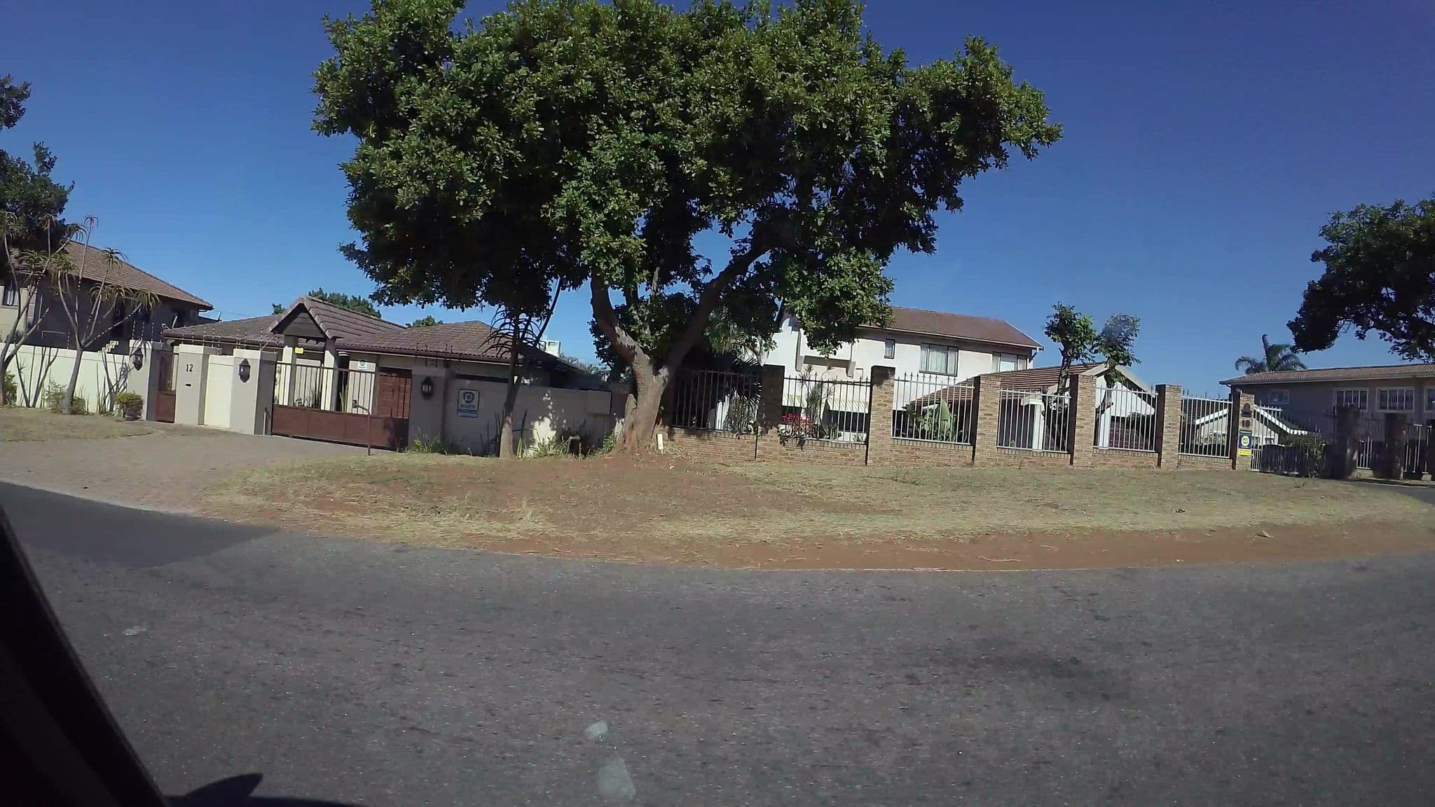 Street view near Chardonnay Guesthouse, Ntuzuma — © kaart_3 (CC BY-SA · Mapillary)