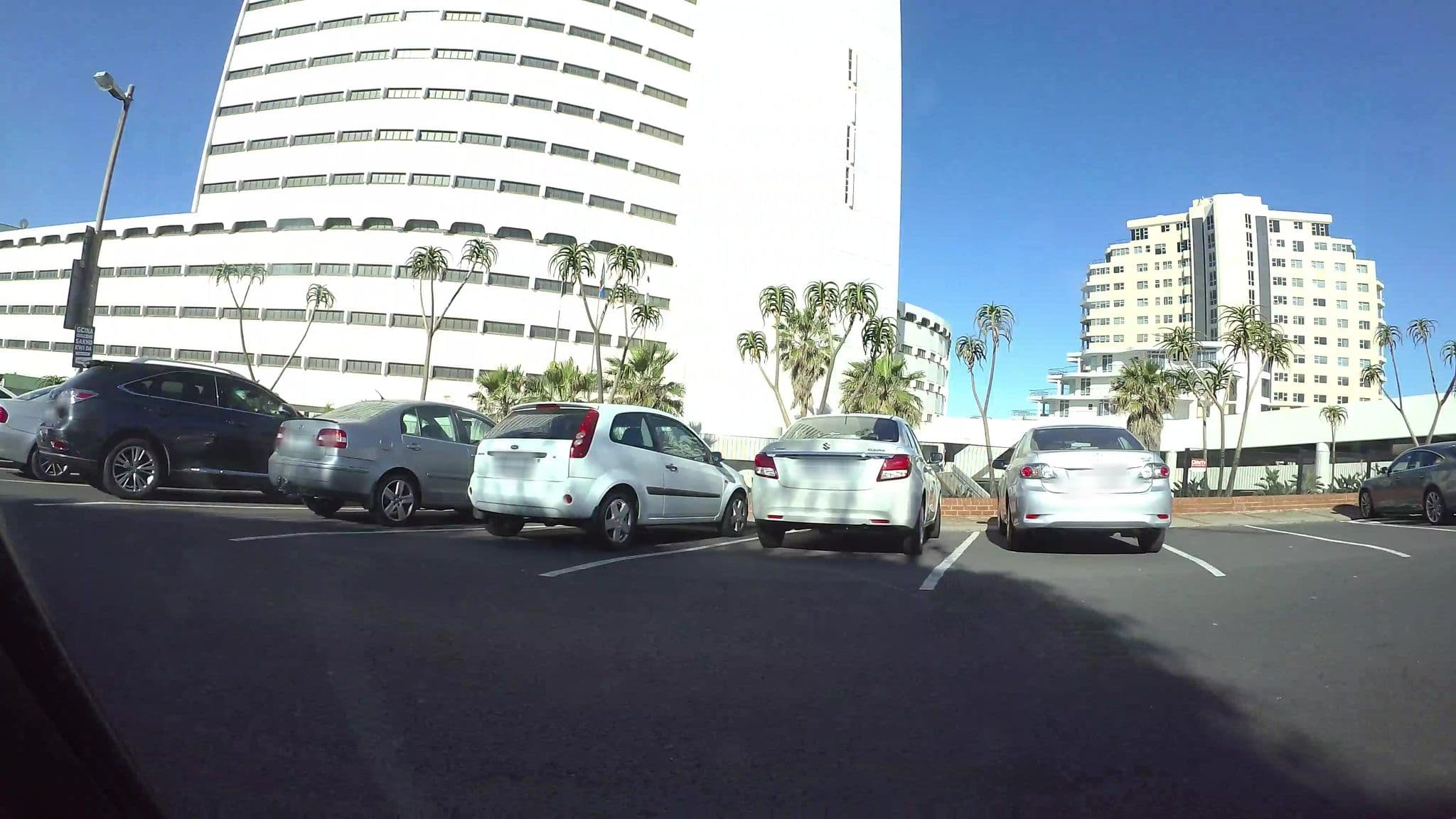 Street view near Luxury H 4U, eMdloti — © kaart_3 (CC BY-SA · Mapillary)