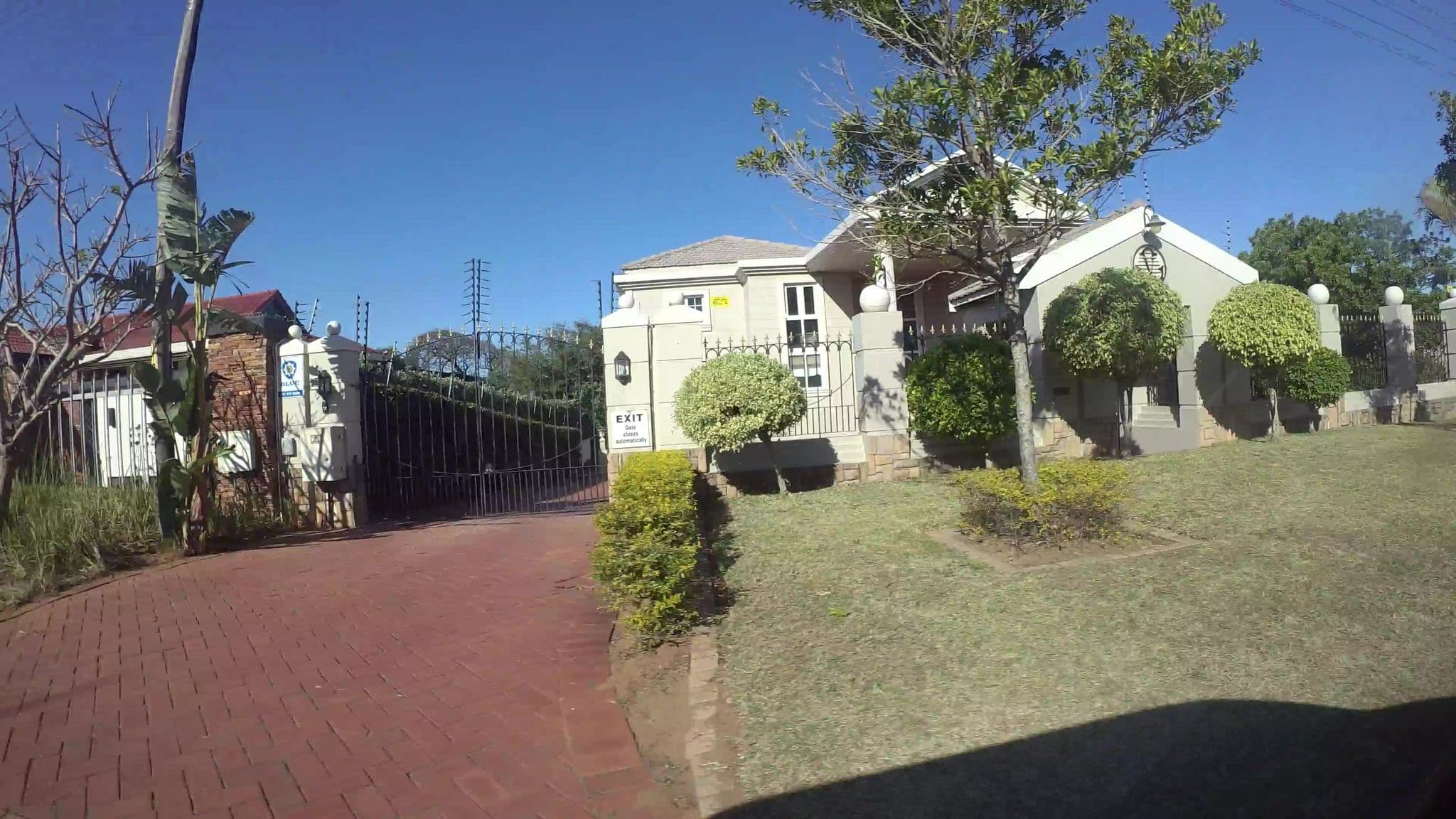 Street view near Valdior, eMdloti — © kaart_3 (CC BY-SA · Mapillary)