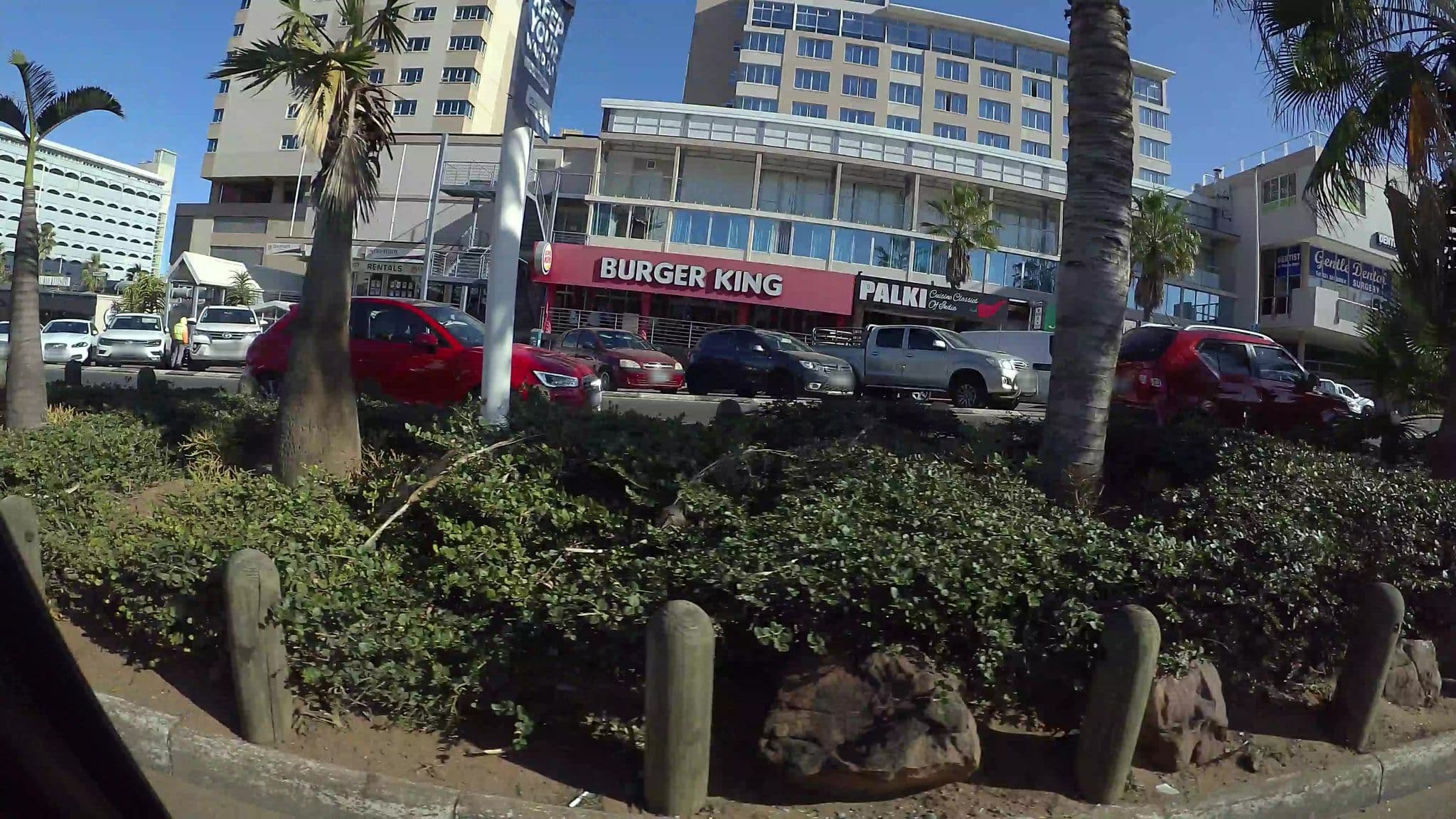 Street view near Umhlanga Accommodation - Protea Mall, eMdloti — © kaart_3 (CC BY-SA · Mapillary)
