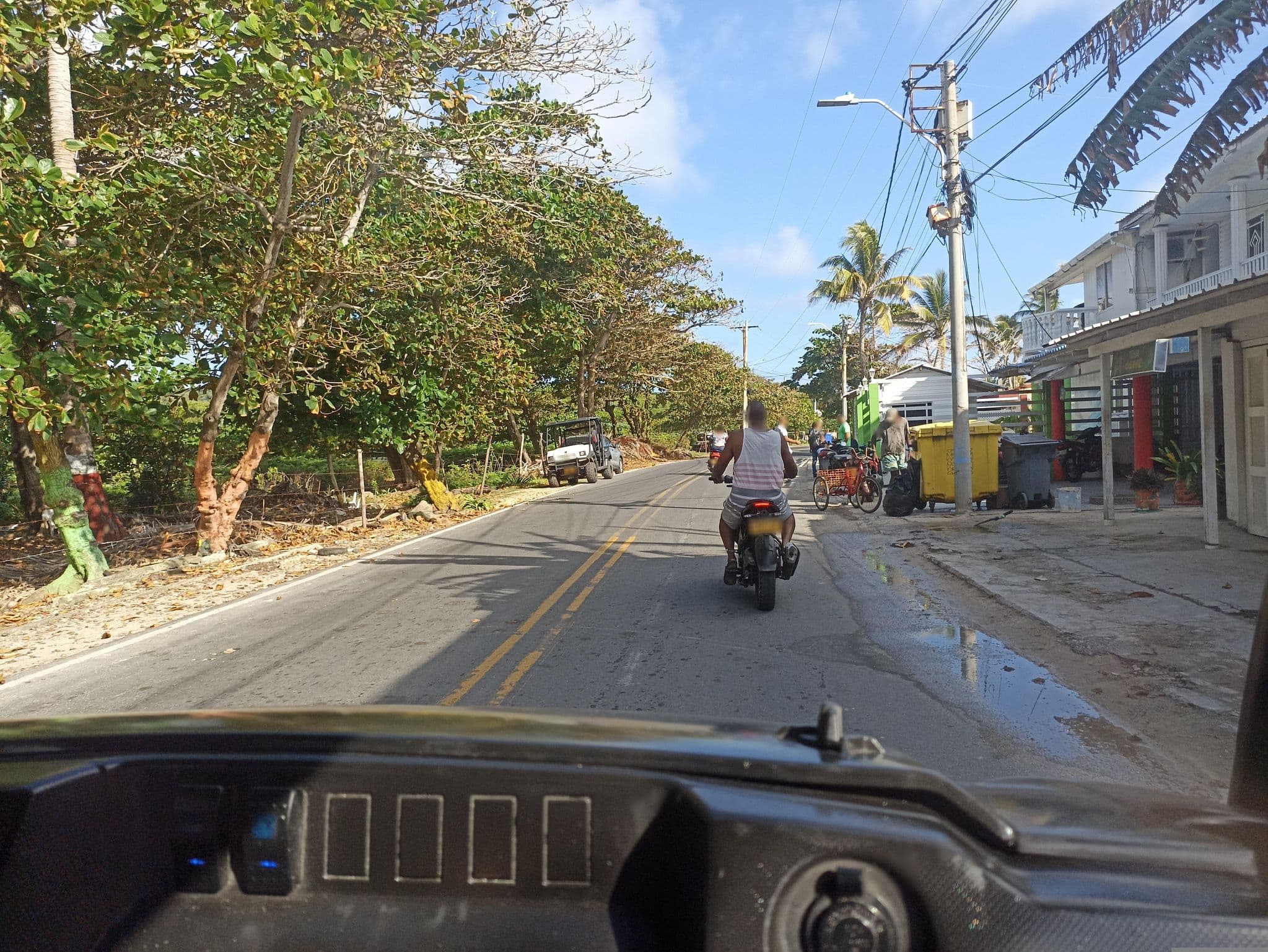 Street view near Zippy's Sea View, San Andrés — © ljtoro (CC BY-SA · Mapillary)