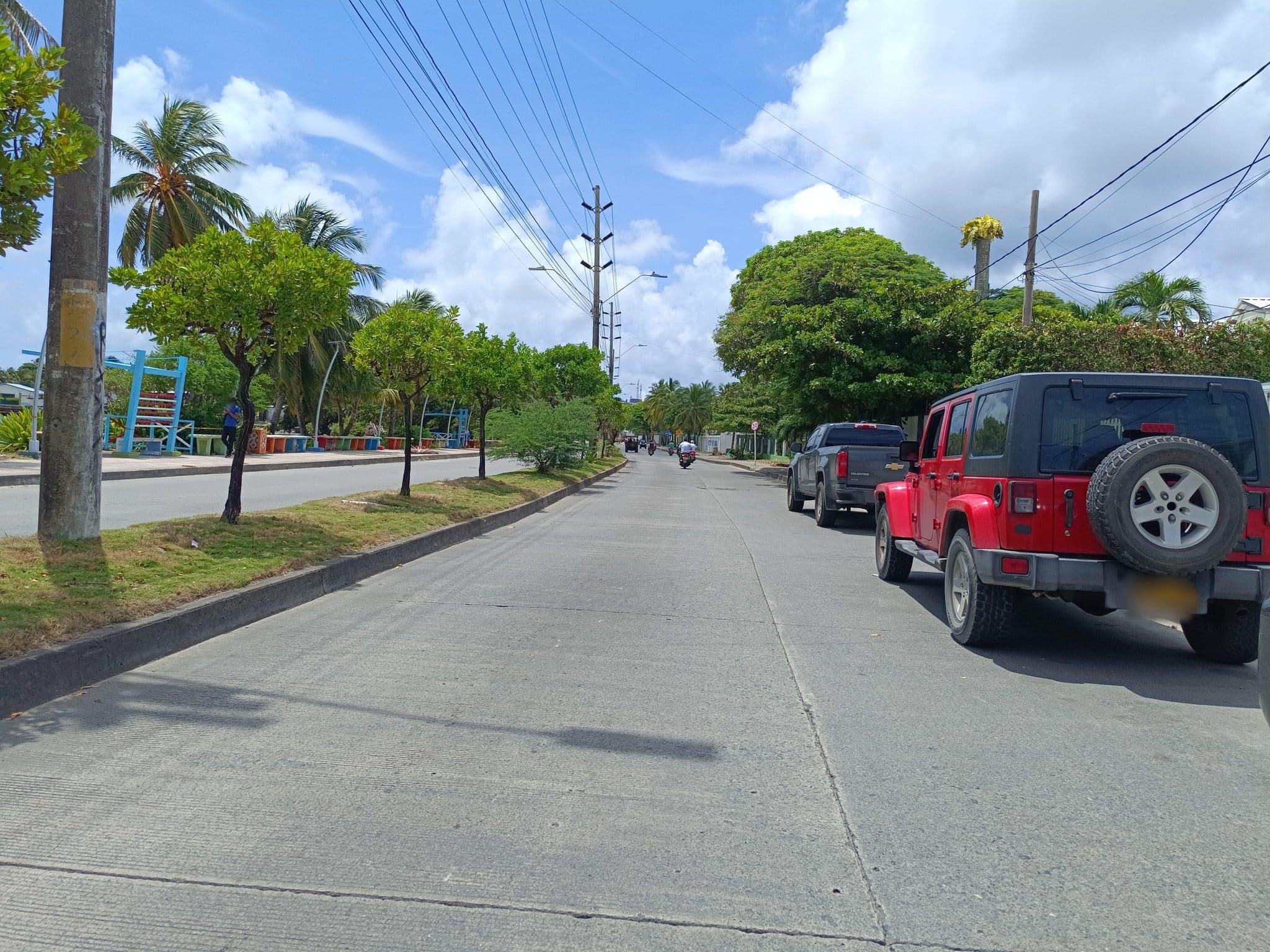 Street view near Posada Stingray, San Andrés — © bluealmondhostel (CC BY-SA · Mapillary)
