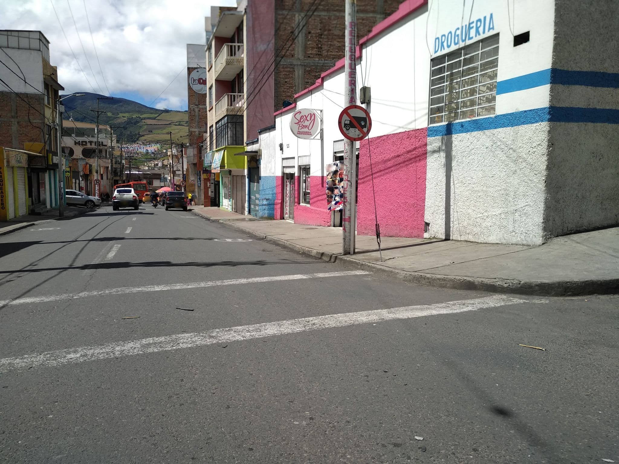 Street view near Hotel Dino, Pasto — © nomadmapper (CC BY-SA · Mapillary)