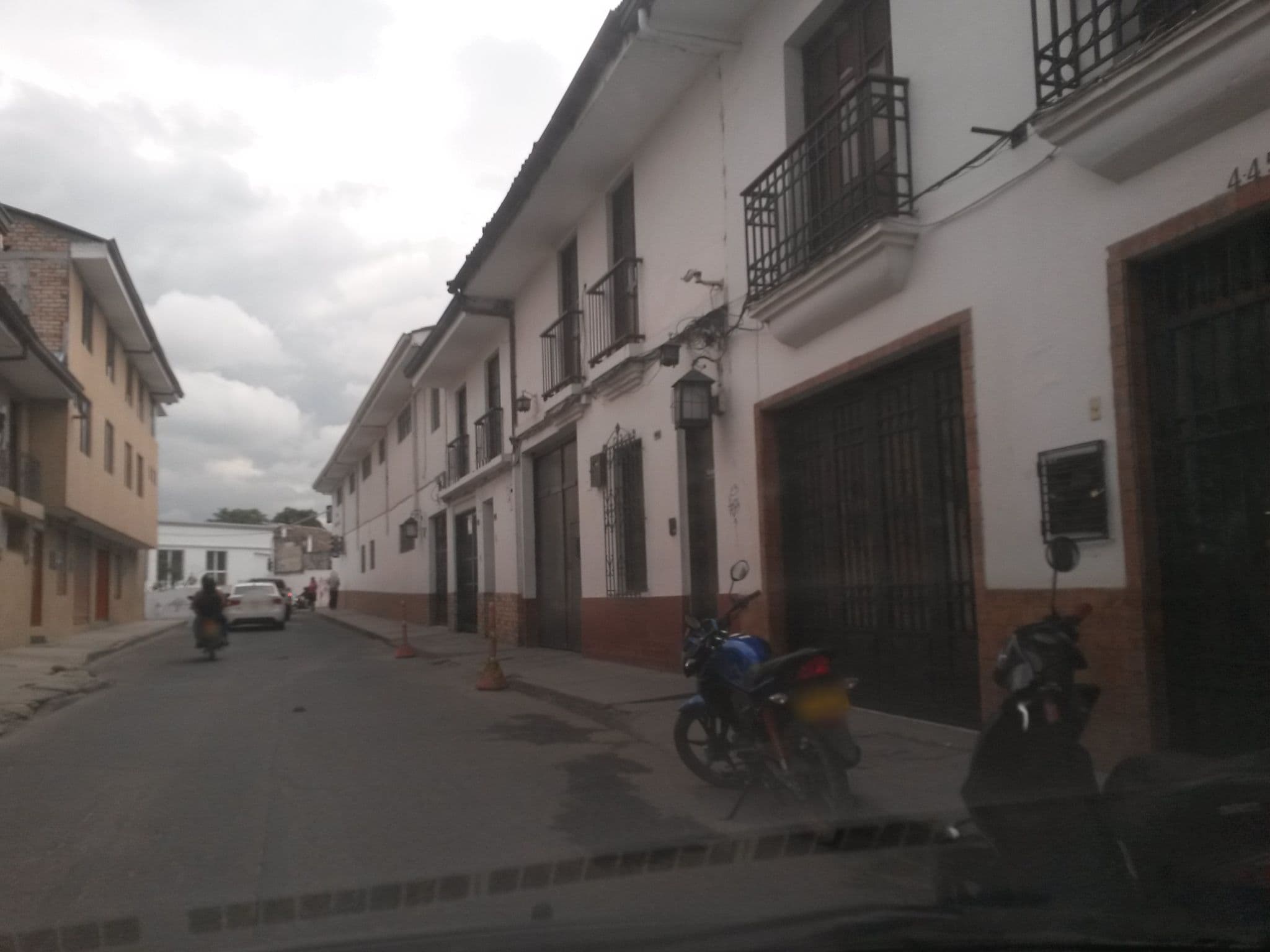 Street view near Hosteltrail, Popayán — © kaxtillo (CC BY-SA · Mapillary)