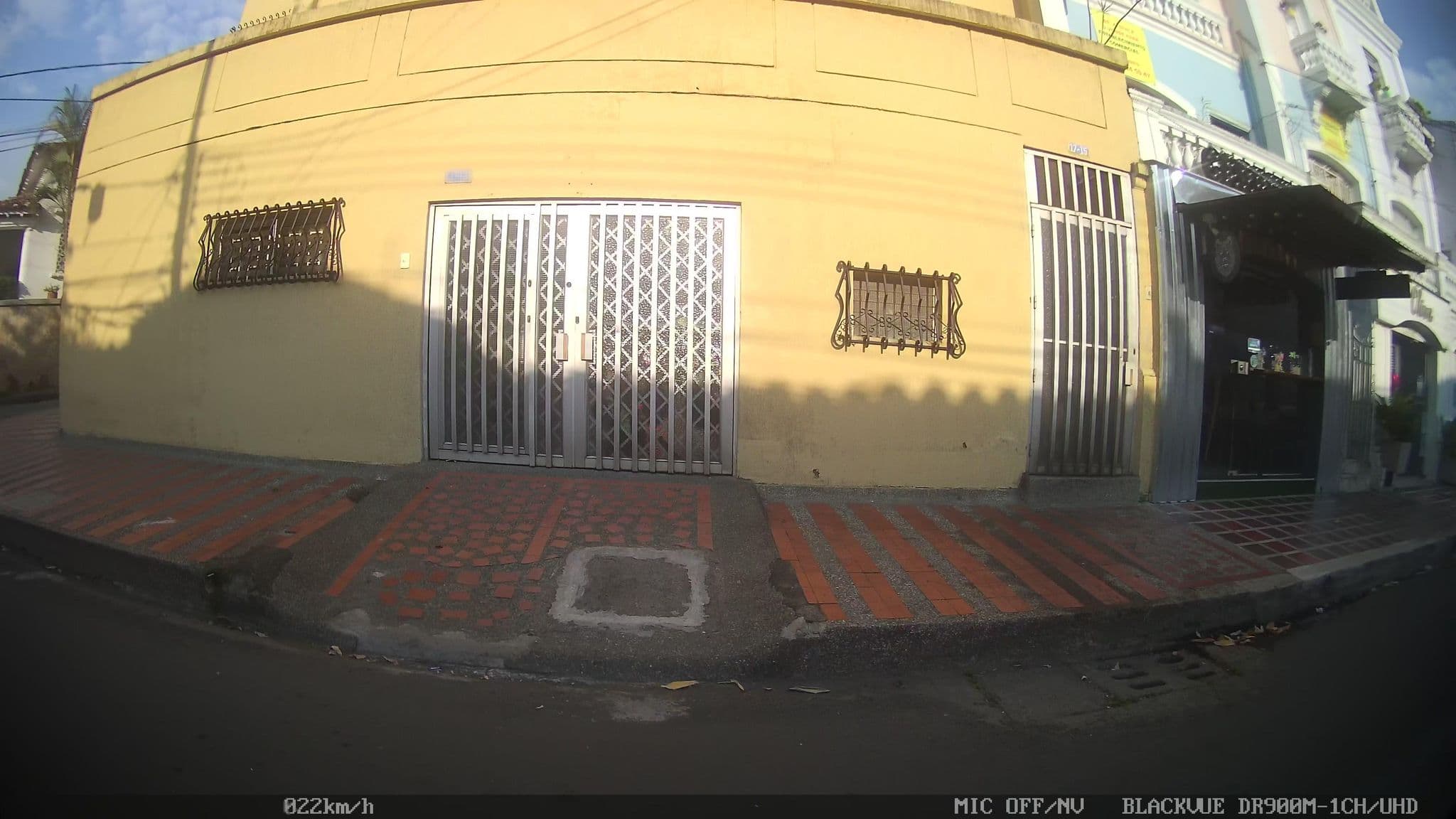 Street view near Calidad house, Cali — © kaart_2 (CC BY-SA · Mapillary)