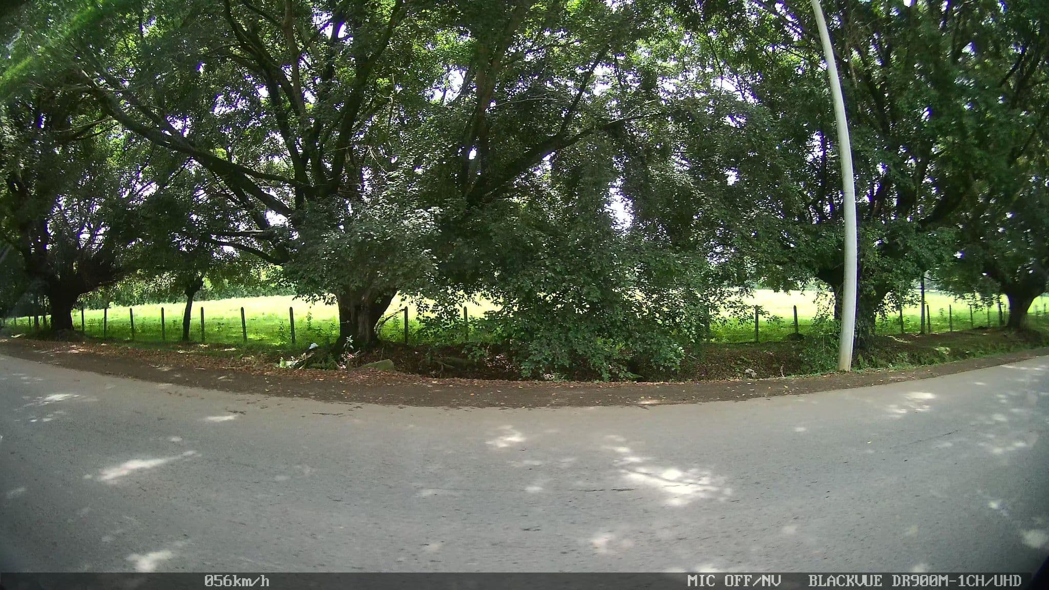 Street view near Hostal La Esmeralda Restaurante Bar, Jamundí — © kaart5 (CC BY-SA · Mapillary)