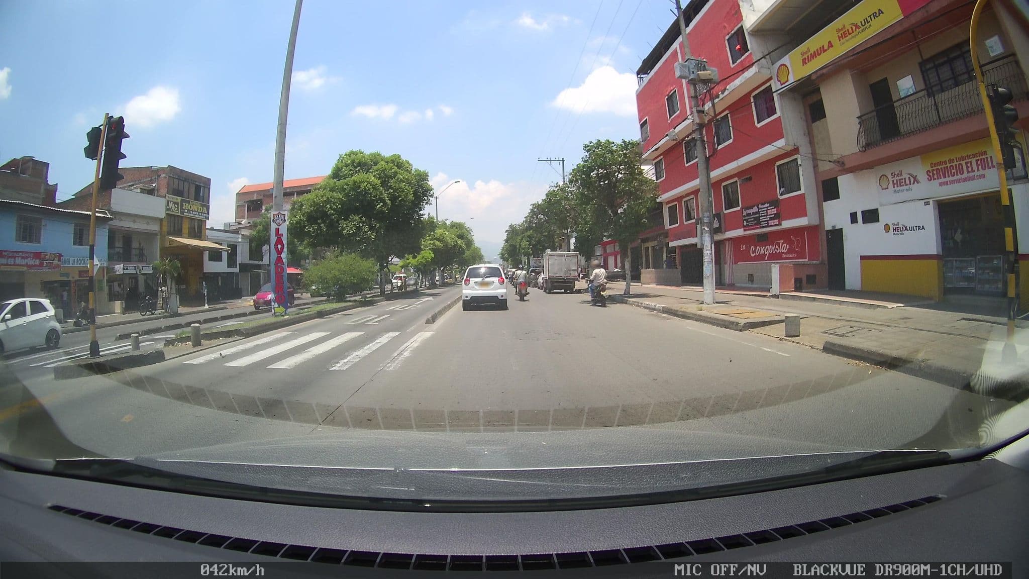 Street view near Residencias La Conquista, Cali — © kaart_2 (CC BY-SA · Mapillary)