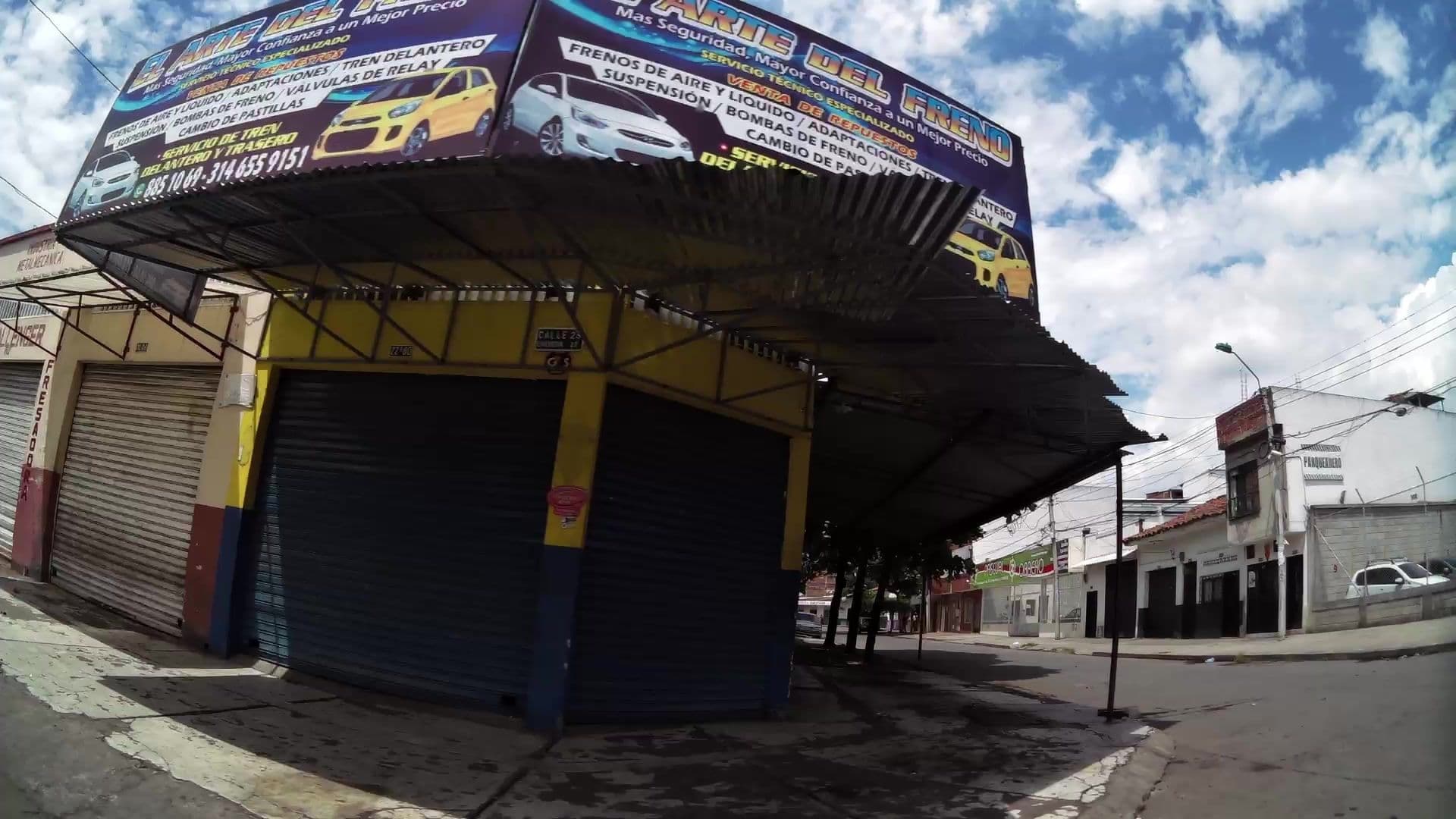 Street view near Hospedaje La Estancia, Cali — © kaartcam (CC BY-SA · Mapillary)