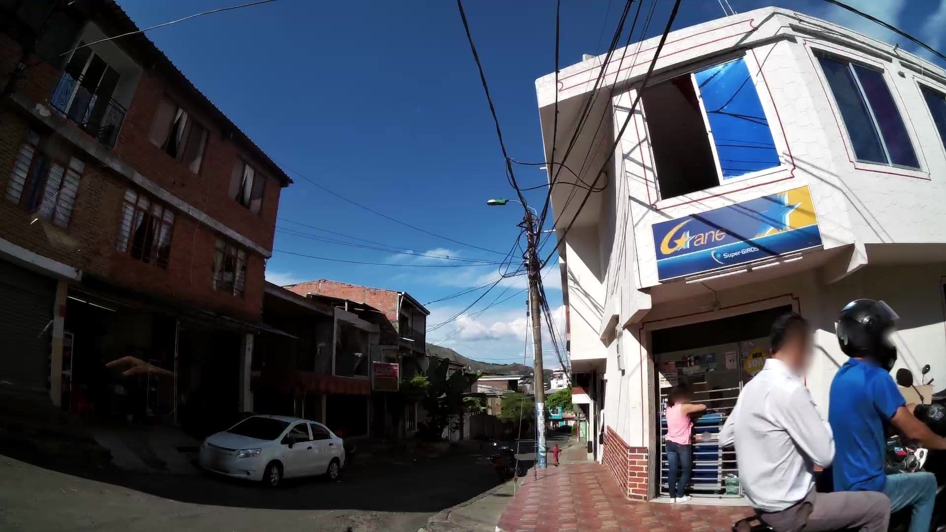 Street view near Hostal Santa Rita, Cali — © kaartcam (CC BY-SA · Mapillary)