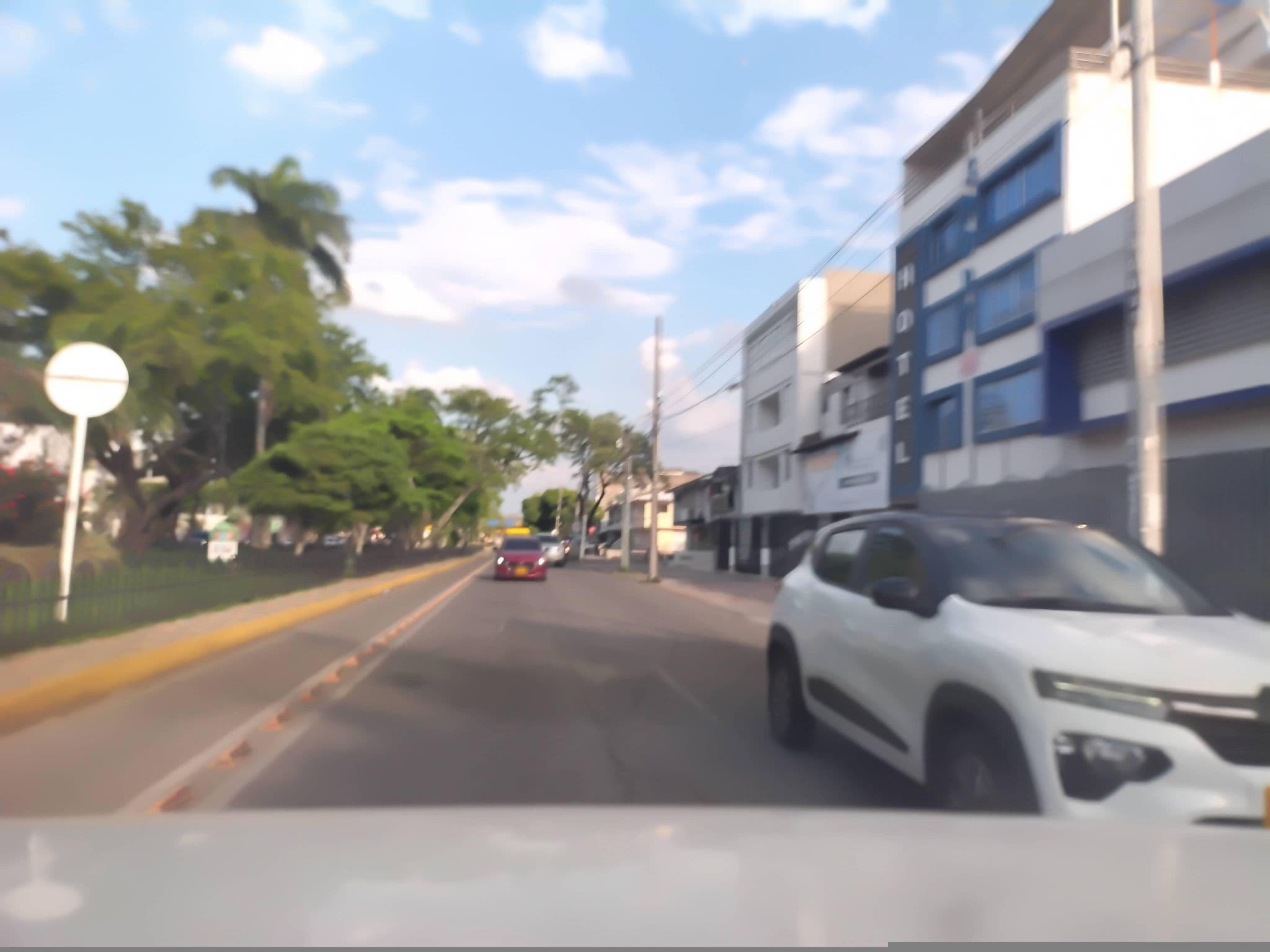 Street view near hotel cali plaza sports, Cali — © Empanada (CC BY-SA · Mapillary)