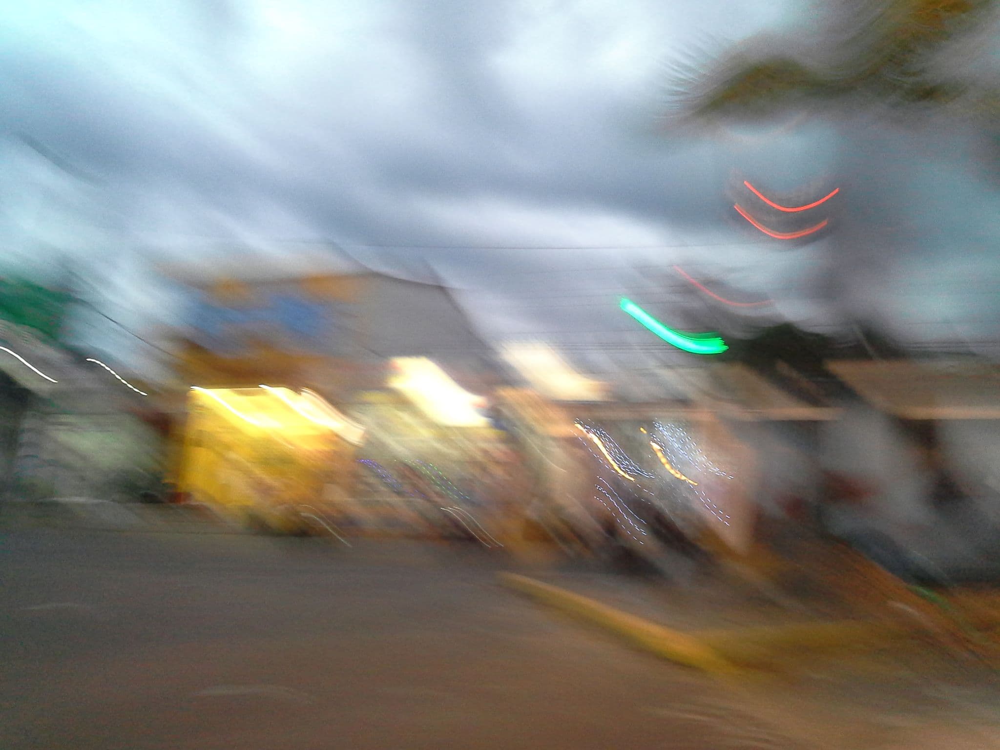 Street view near Hotel Camerun, Florencia — © omnibus (CC BY-SA · Mapillary)
