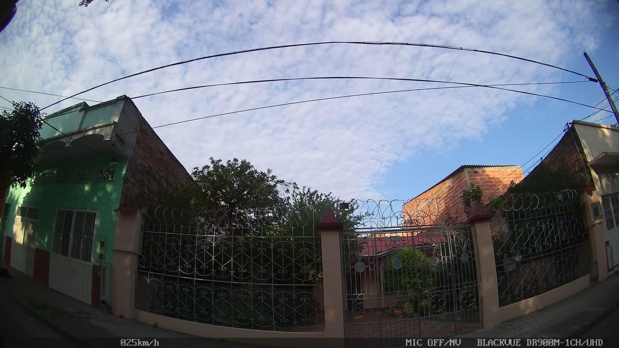 Street view near Tropical Hotel, Girardot City — © kaart_2 (CC BY-SA · Mapillary)
