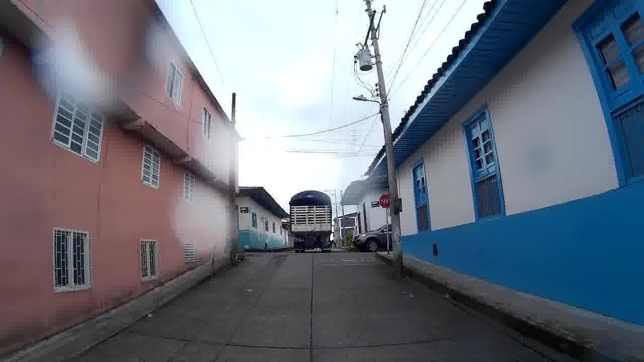 Street view near La Posada Compadre, Filandia — © humano (CC BY-SA · Mapillary)