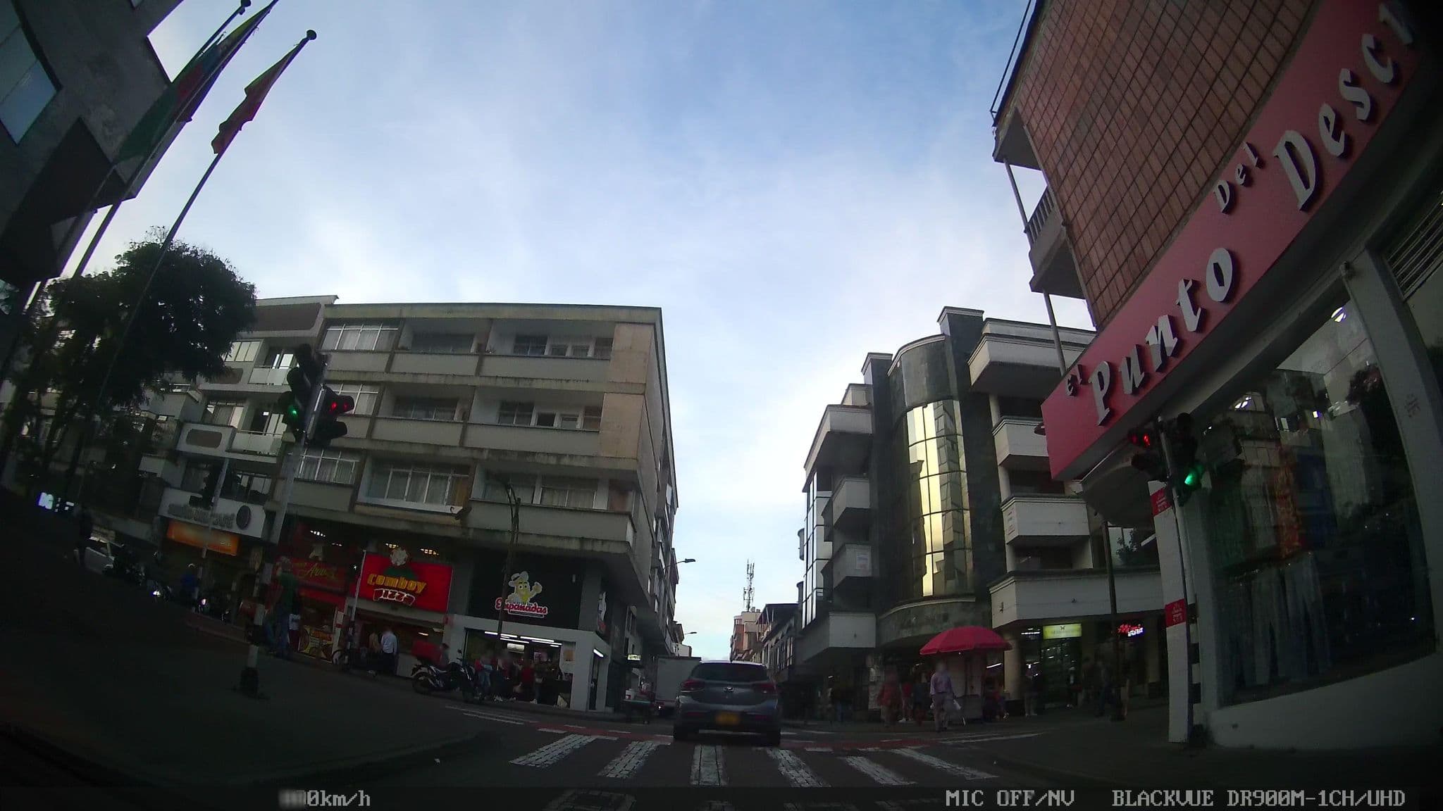 Street view near Hotel Sueño De Café, Pereira — © kaart_2 (CC BY-SA · Mapillary)