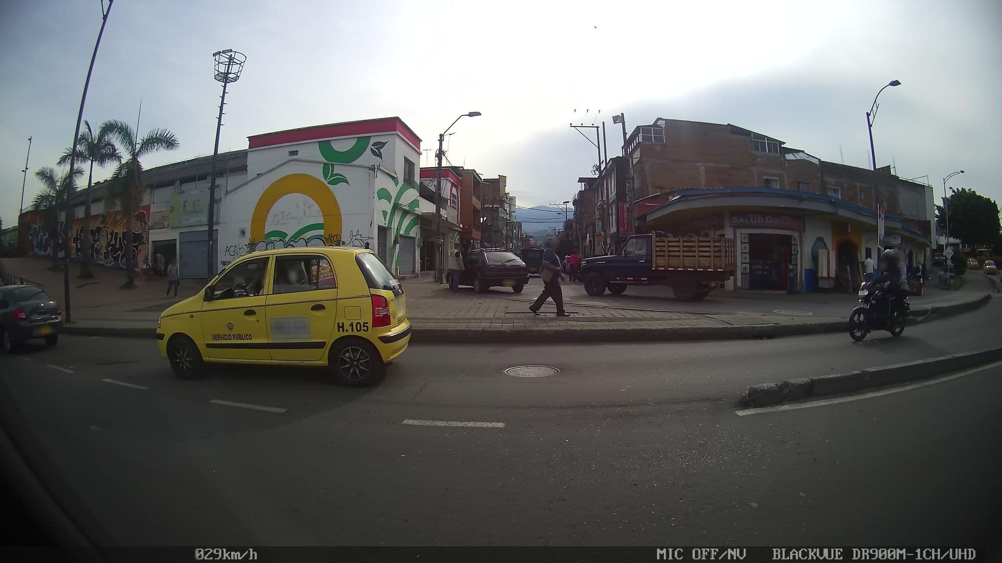 Street view near Hotel Viaducto Plaza, Pereira — © kaart_2 (CC BY-SA · Mapillary)