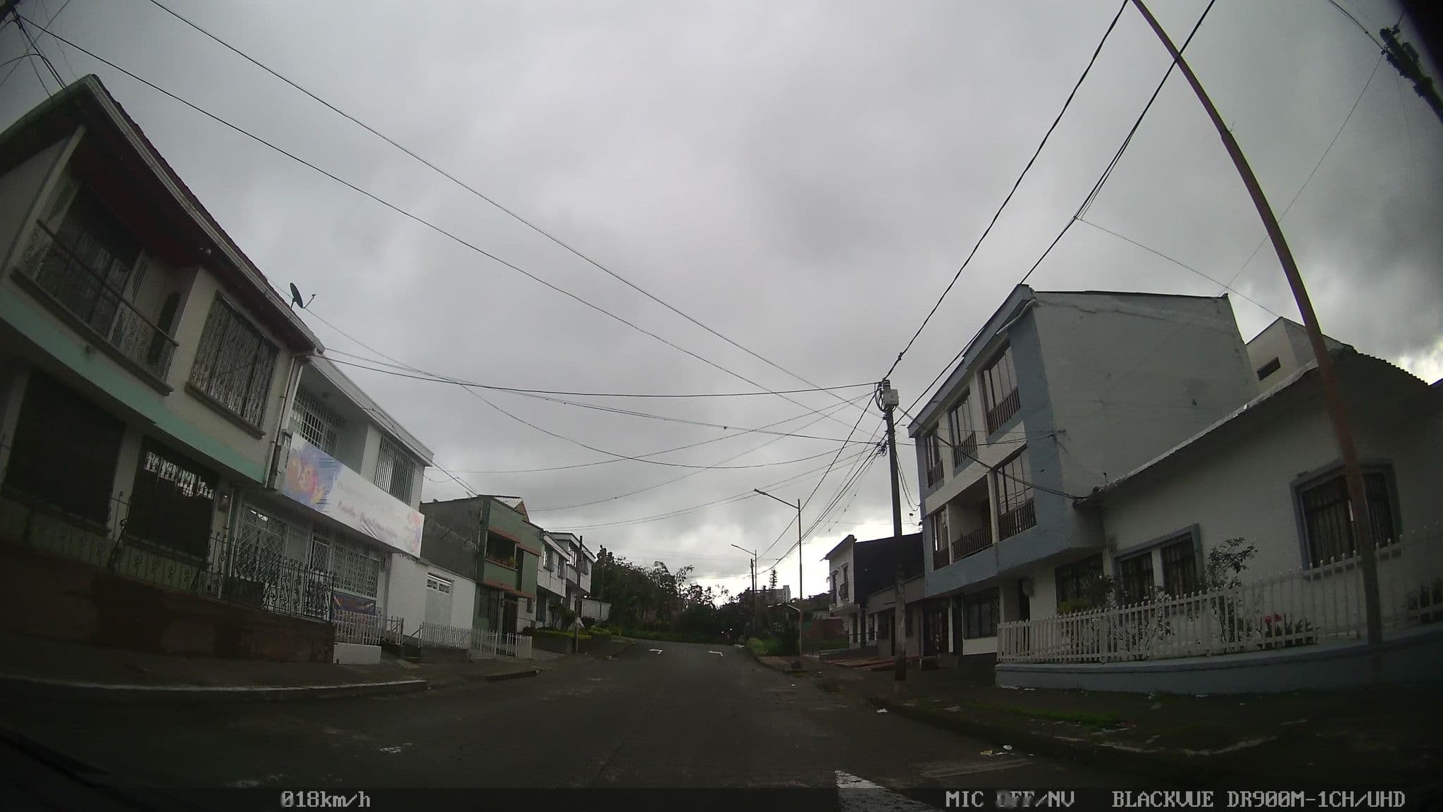 Street view near Casa de Huespedes Armenia, Armenia — © kaart_2 (CC BY-SA · Mapillary)