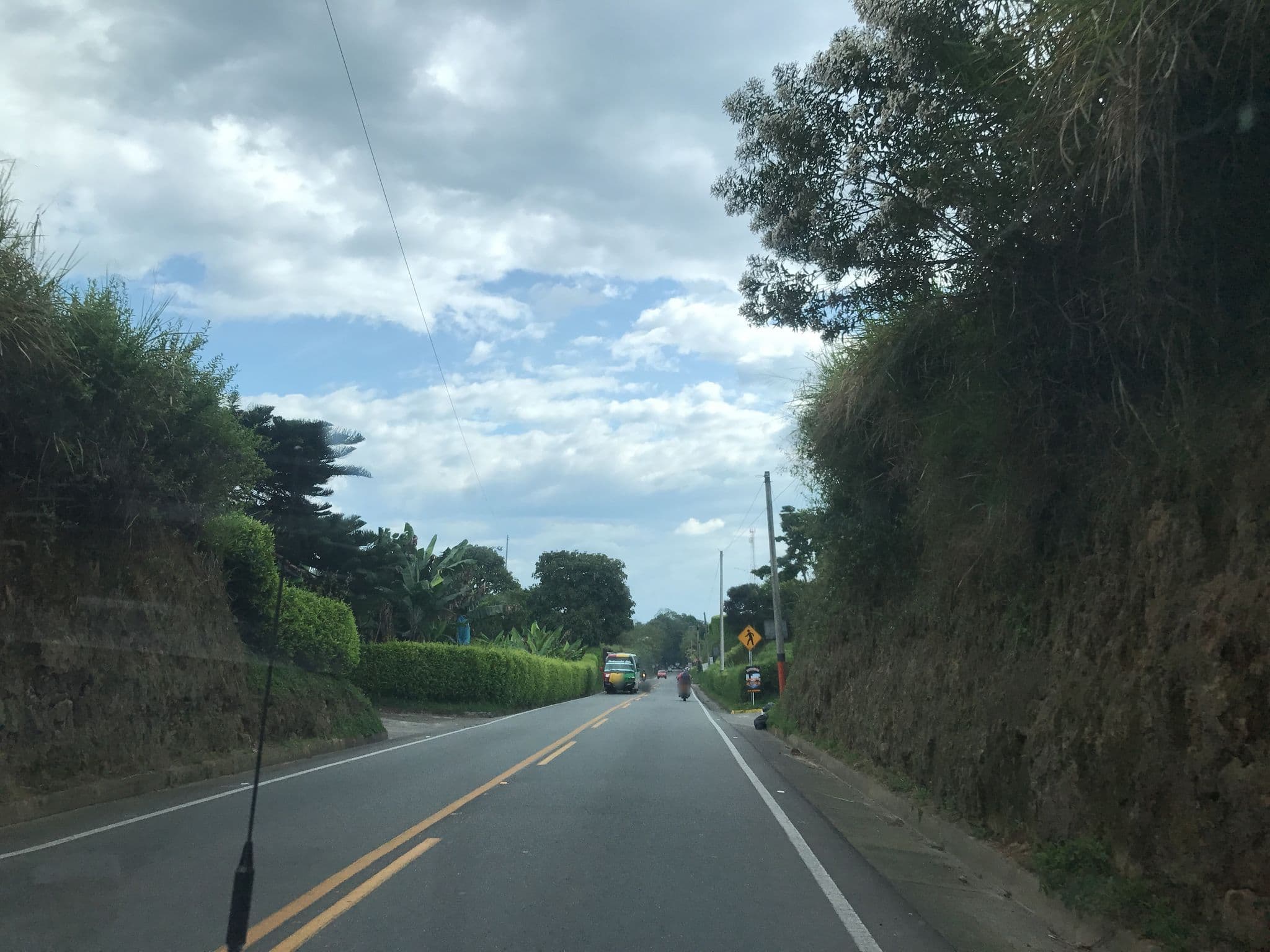 Street view near La Coralia, Quimbaya — © hj6f (CC BY-SA · Mapillary)