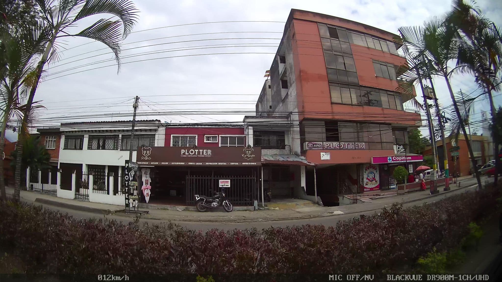 Street view near Hotel Colonia Real, Ibagué — © kaart_2 (CC BY-SA · Mapillary)