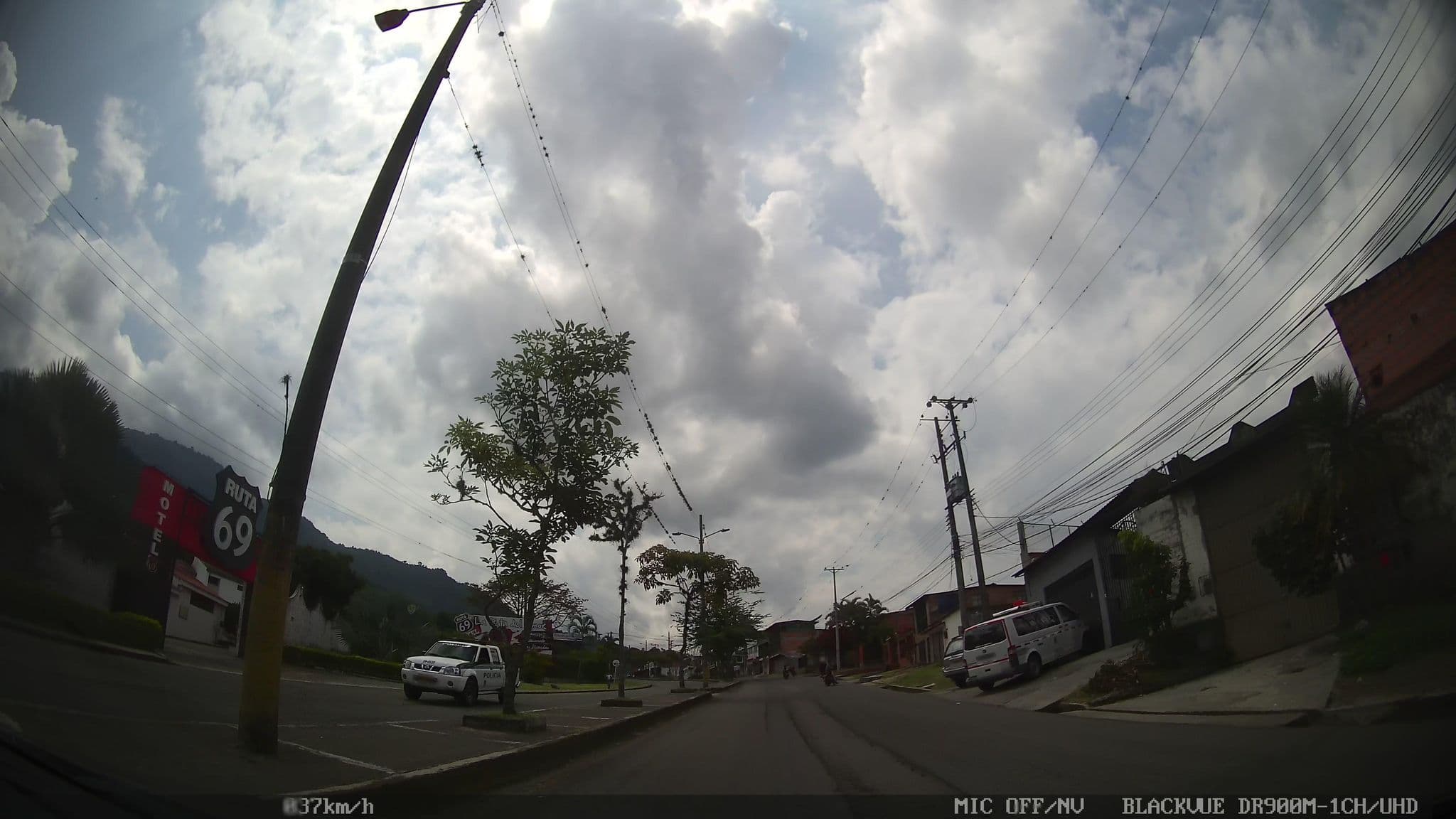 Street view near Olimpus, Coello — © kaart_2 (CC BY-SA · Mapillary)