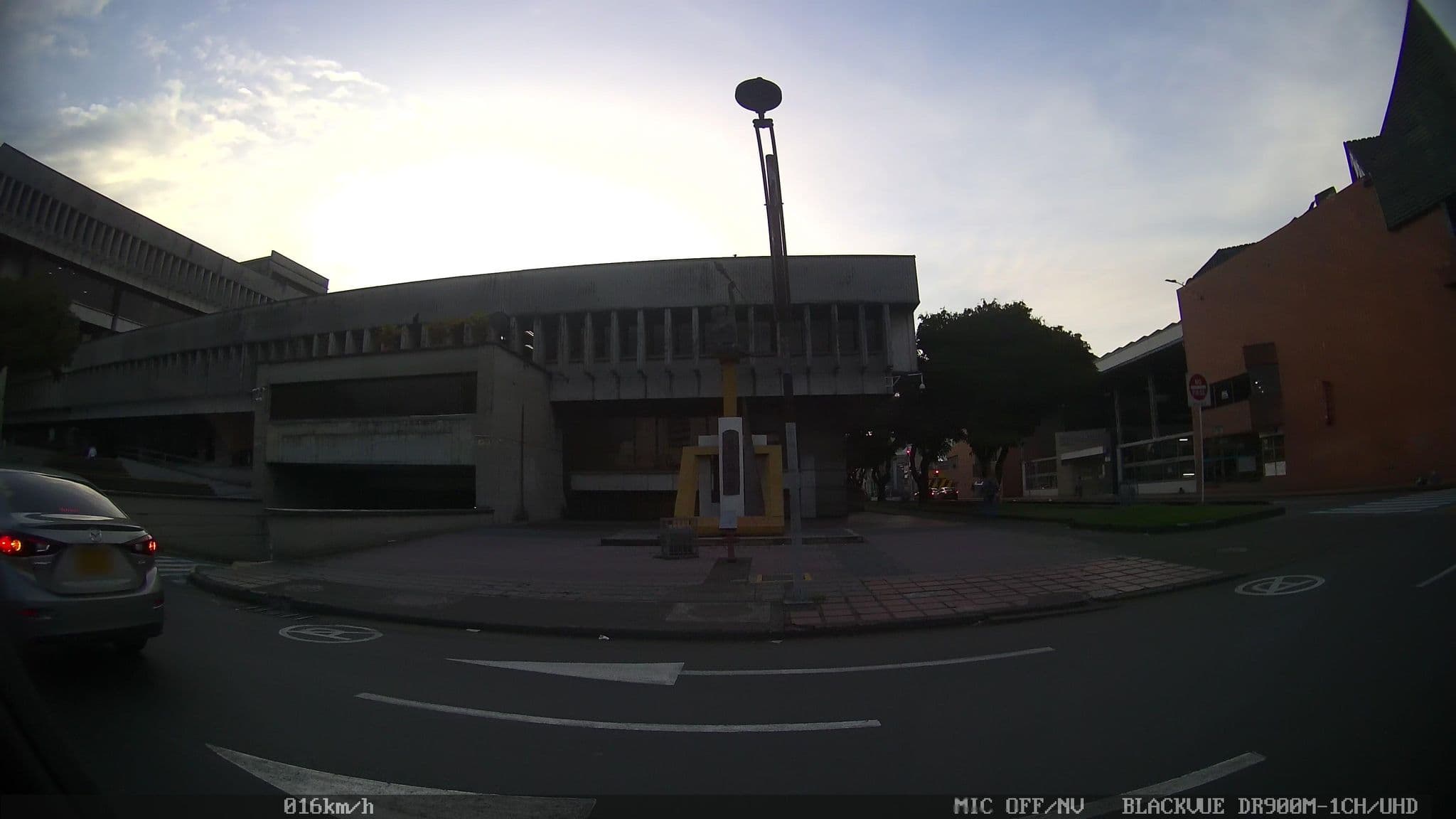 Street view near Gran Hotel Pereira, Pereira — © kaart_2 (CC BY-SA · Mapillary)