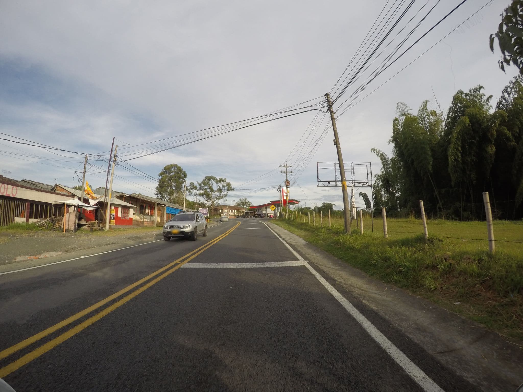 Street view near Eros Motel, Pereira — © humano (CC BY-SA · Mapillary)