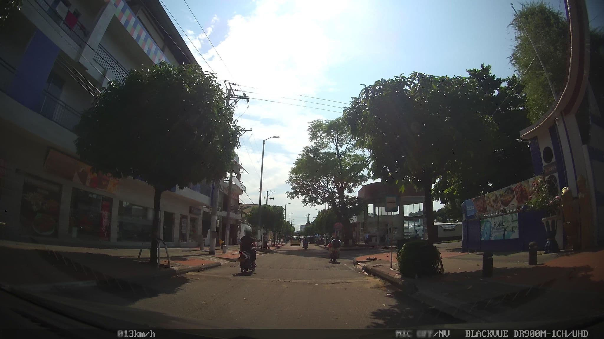 Street view near Hotel Roger Melgar, Melgar — © kaart_2 (CC BY-SA · Mapillary)
