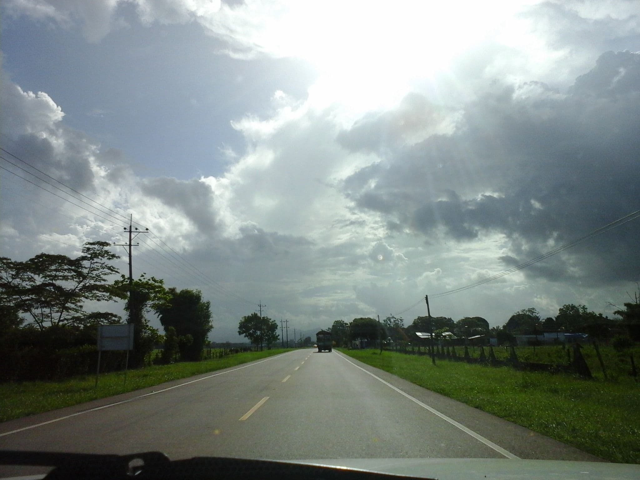 Street view near Hotel Marana Boutique, Villavicencio — © omnibus (CC BY-SA · Mapillary)
