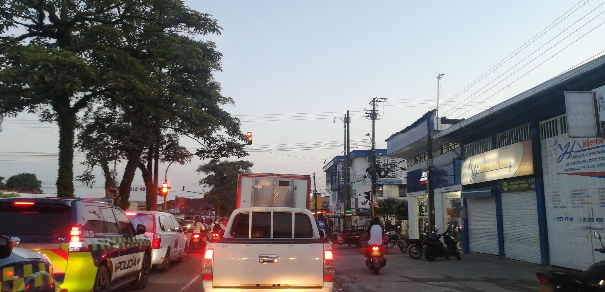 Street view near Hotel La Mansion, Acacías — © Kaart_Local (CC BY-SA · Mapillary)