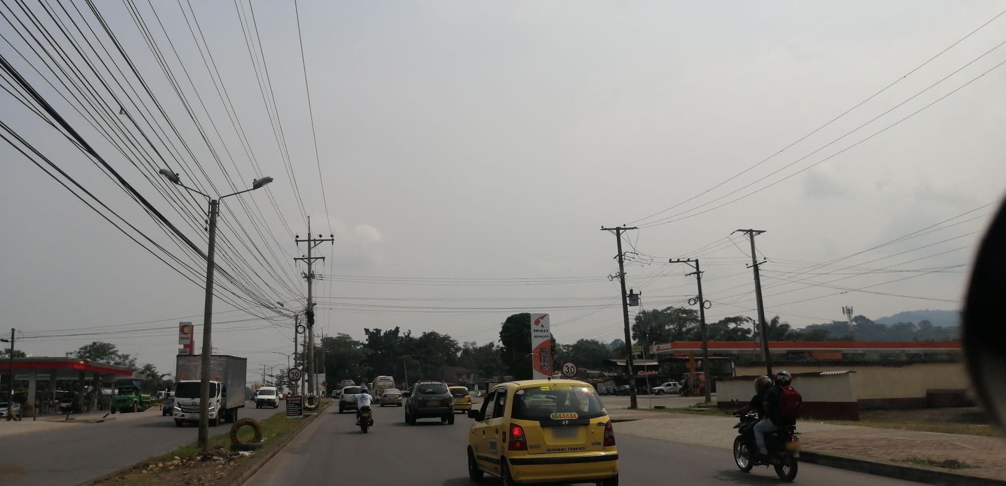 Street view near Amoblado El Refugio, Villavicencio — © Kaart_Local (CC BY-SA · Mapillary)