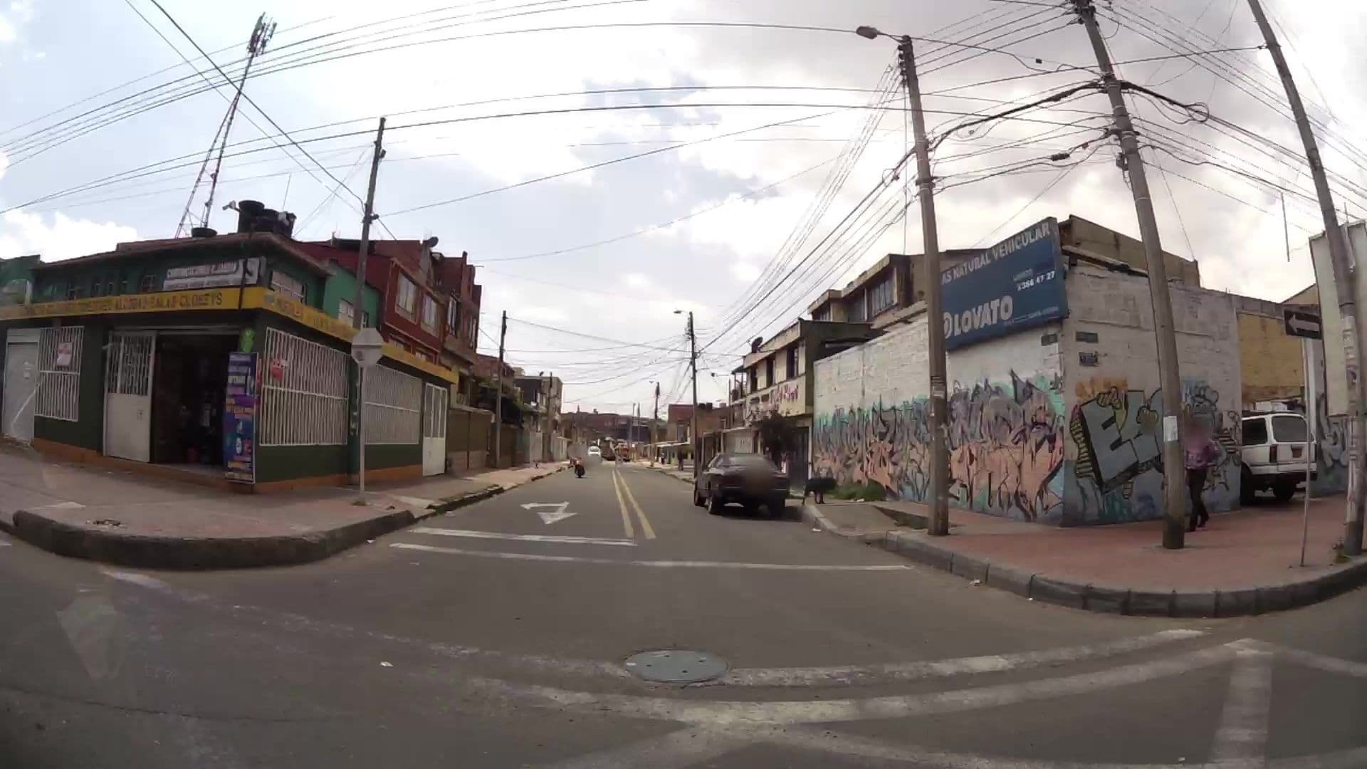 Street view near Hotel Portada Real, Bogotá — © kaartcam (CC BY-SA · Mapillary)