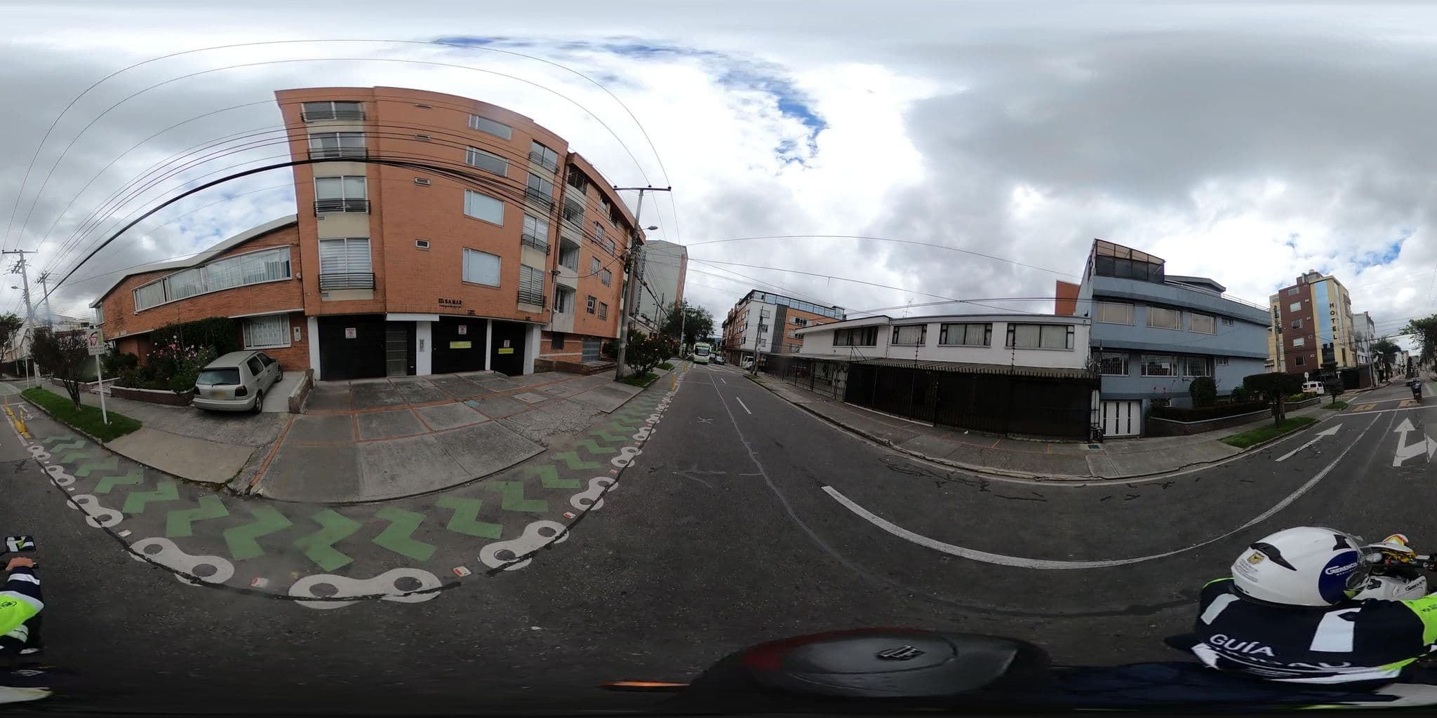 Street view near Alojamiento Mi Casa, Bogotá — © jramonSDM (CC BY-SA · Mapillary)