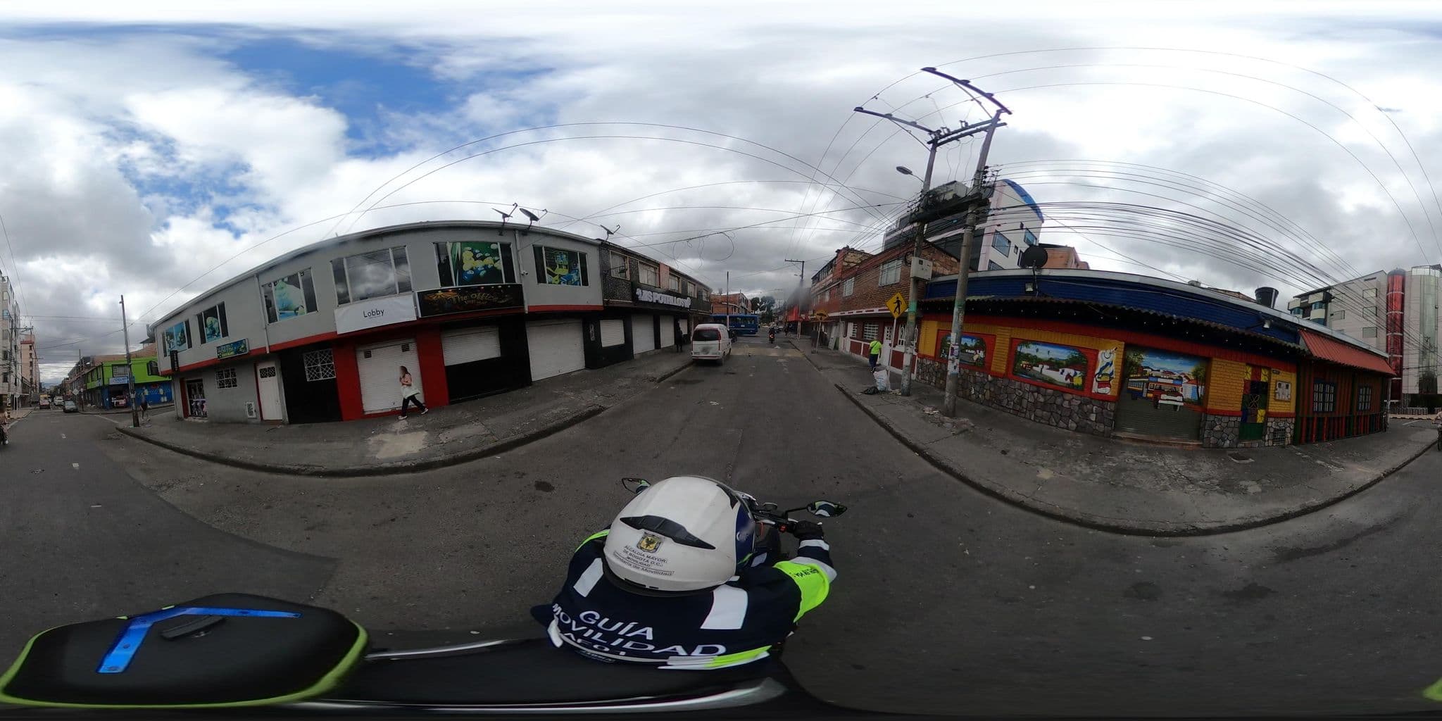 Street view near Administraciones Rubio Car E.U., Kennedy — © rbolivar (CC BY-SA · Mapillary)