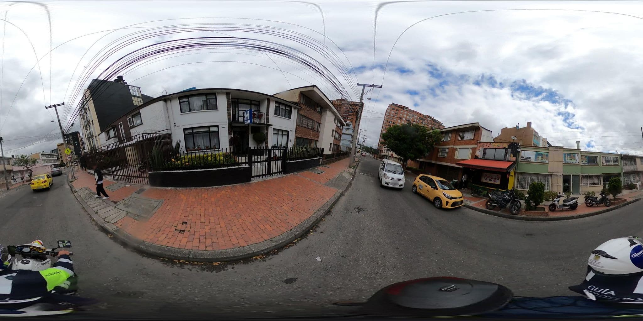 Street view near Central house hotel, Bogotá — © jramonSDM (CC BY-SA · Mapillary)