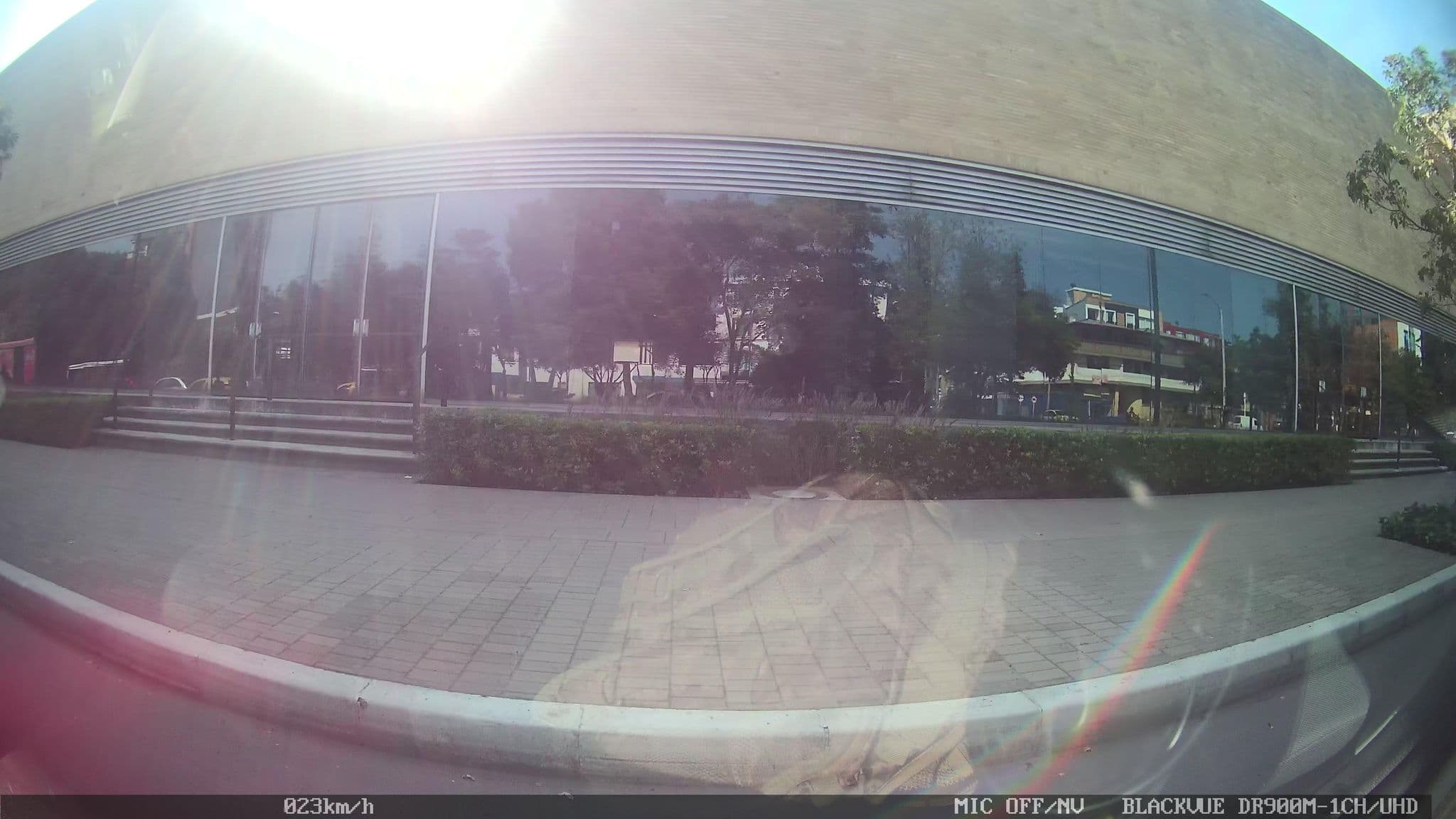 Street view near LG Inn Hotel, Bogotá — © kaart5 (CC BY-SA · Mapillary)
