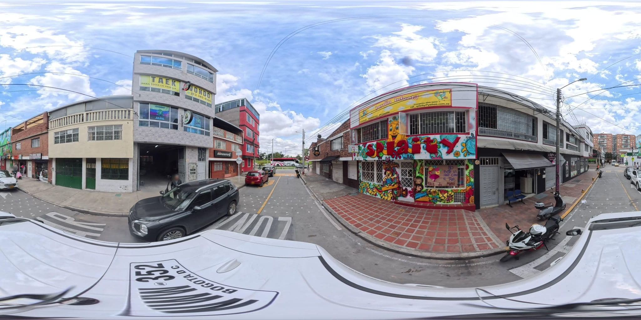 Street view near Hotel san jose de bavaria1, Kennedy — © cgalindop (CC BY-SA · Mapillary)