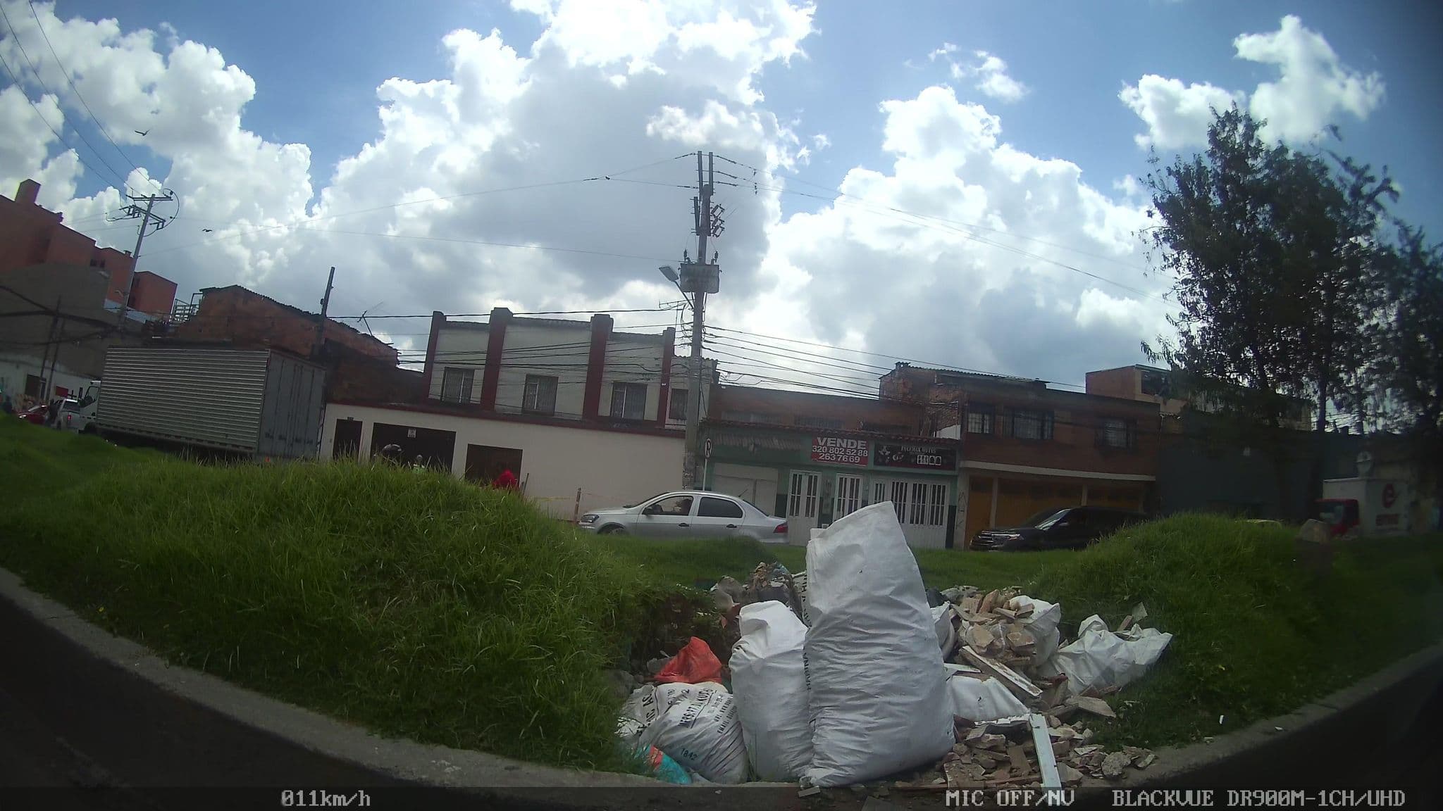 Street view near Hotel Las Palmas L.H.C, Kennedy — © taylorsmock (CC BY-SA · Mapillary)
