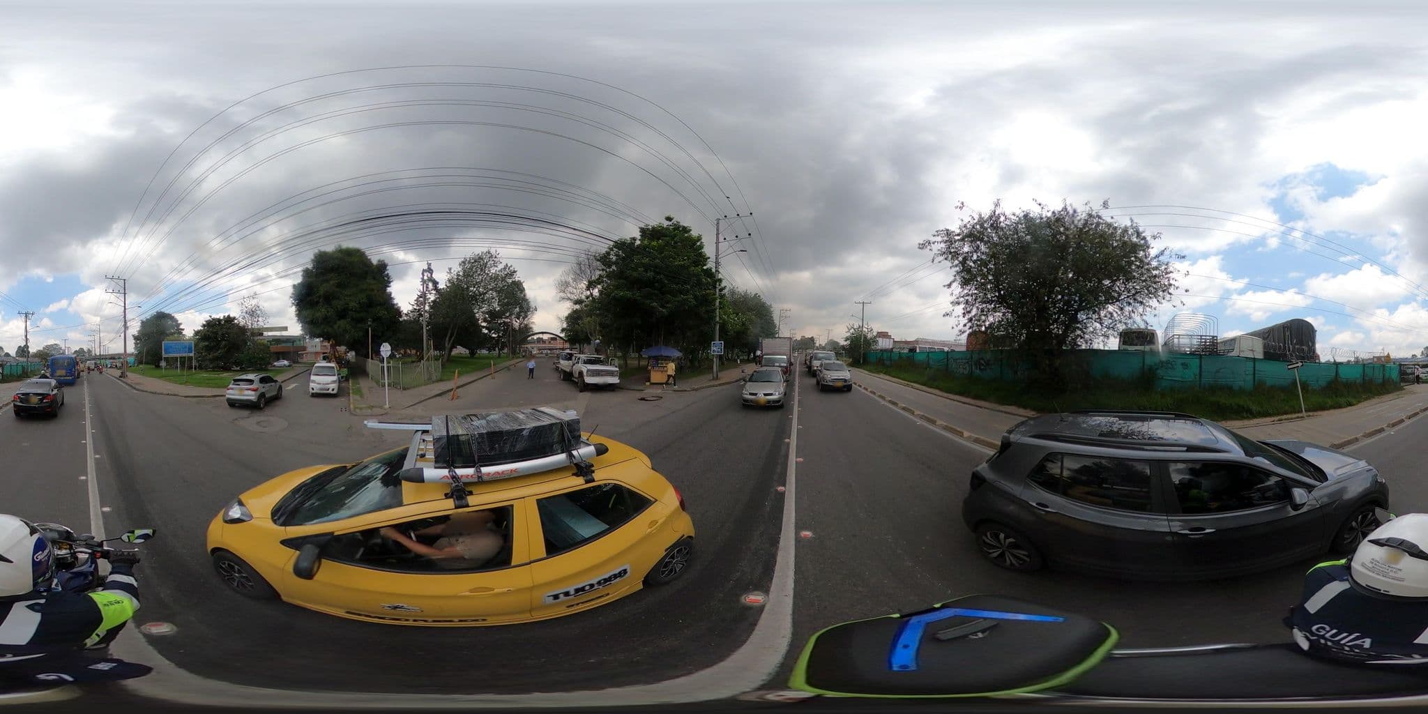 Street view near Cedano Rojas Simeón, Kennedy — © rbolivar (CC BY-SA · Mapillary)