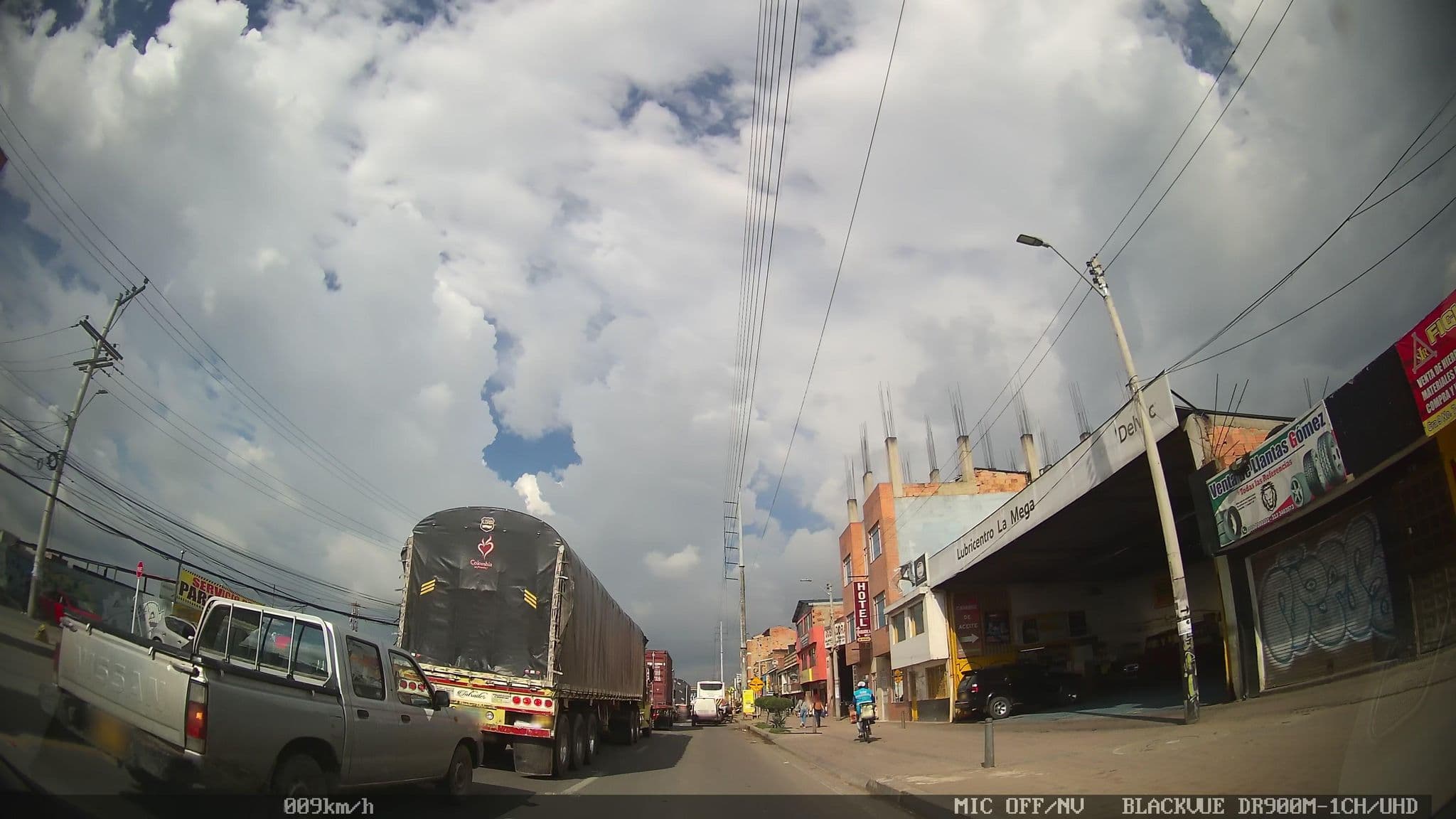 Street view near Hotel Orquidea Wets, Funza — © taylorsmock (CC BY-SA · Mapillary)