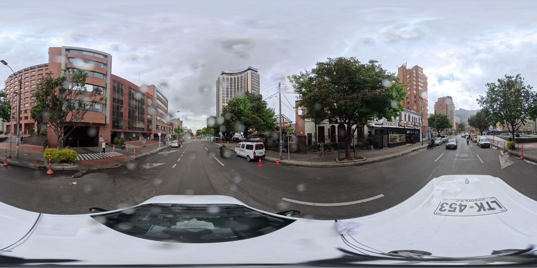 Street view near OXO 69, Barrio San Luis — © cgalindop (CC BY-SA · Mapillary)