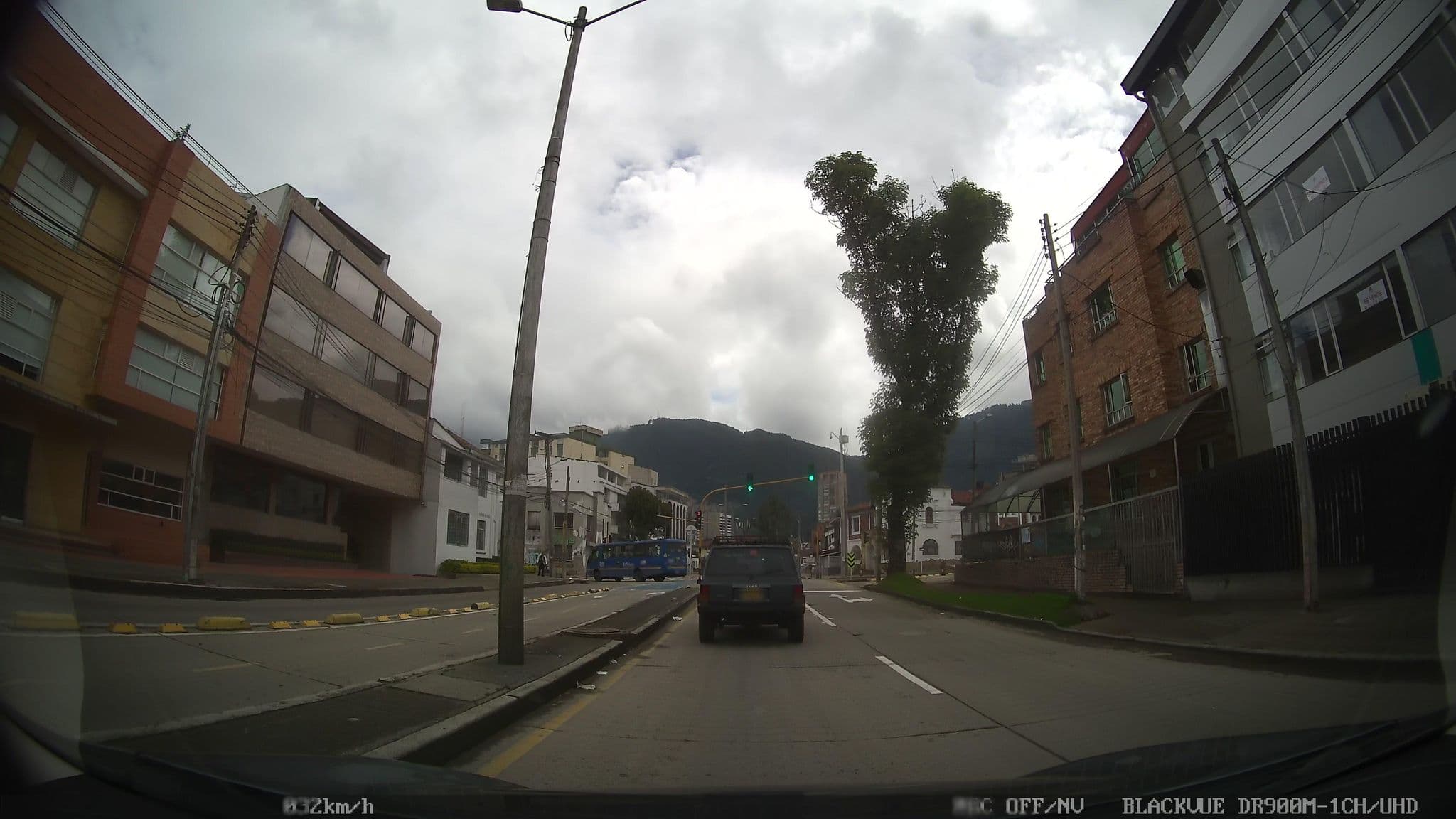 Street view near Dalon`se Colonial, Bogotá — © kaart_4 (CC BY-SA · Mapillary)