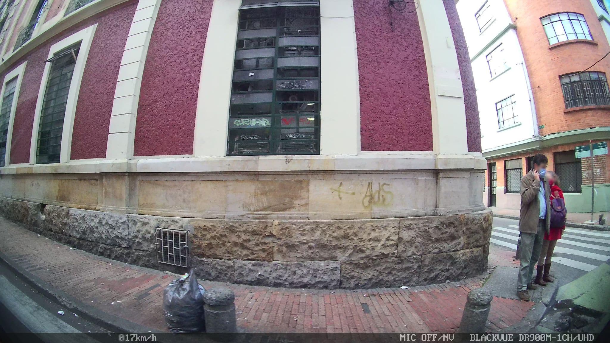 Street view near Hotel Dorantes, Bogotá — © kaart_4 (CC BY-SA · Mapillary)