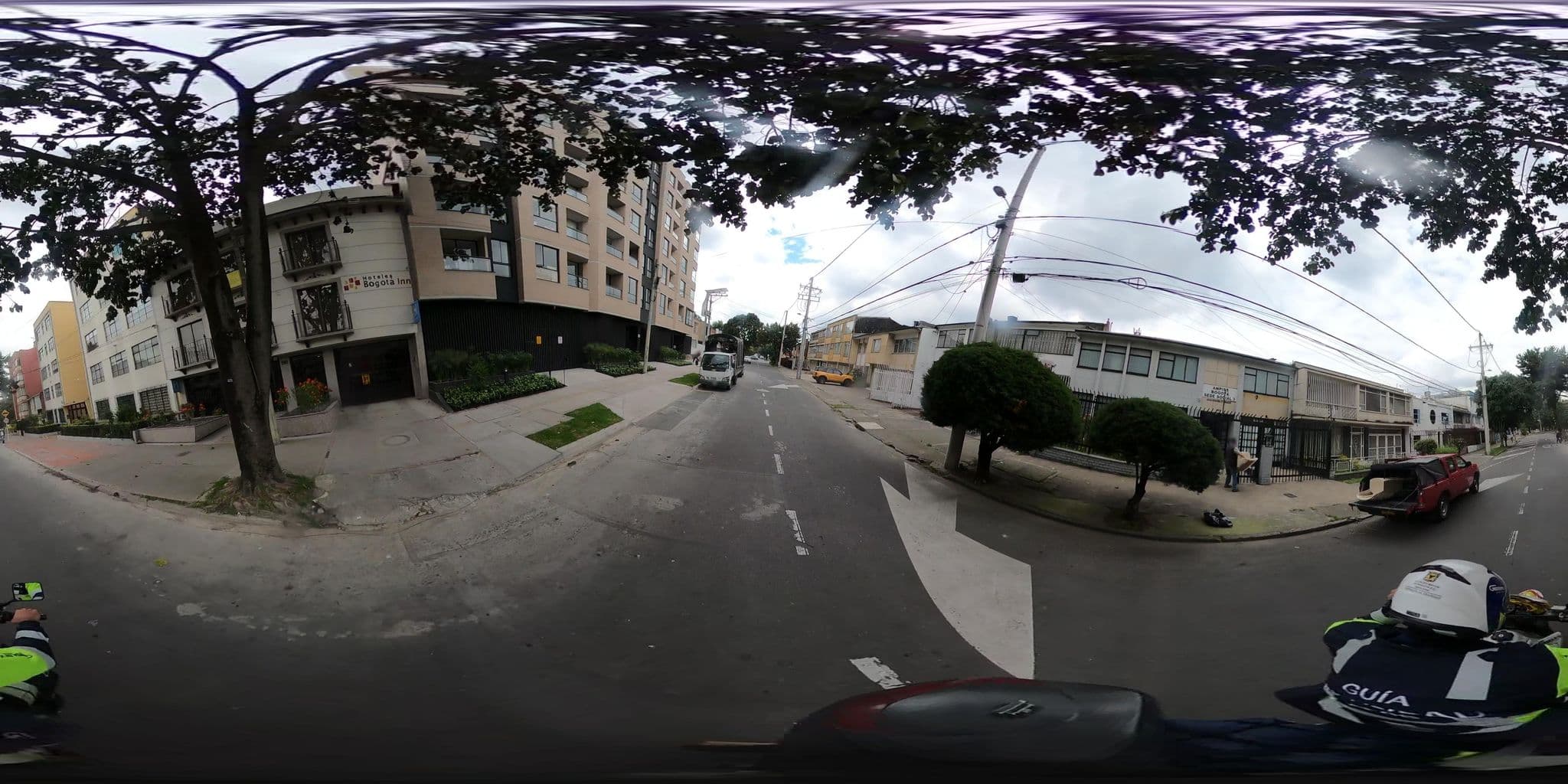 Street view near Hotel La Soledad Inn, Bogotá — © jramonSDM (CC BY-SA · Mapillary)