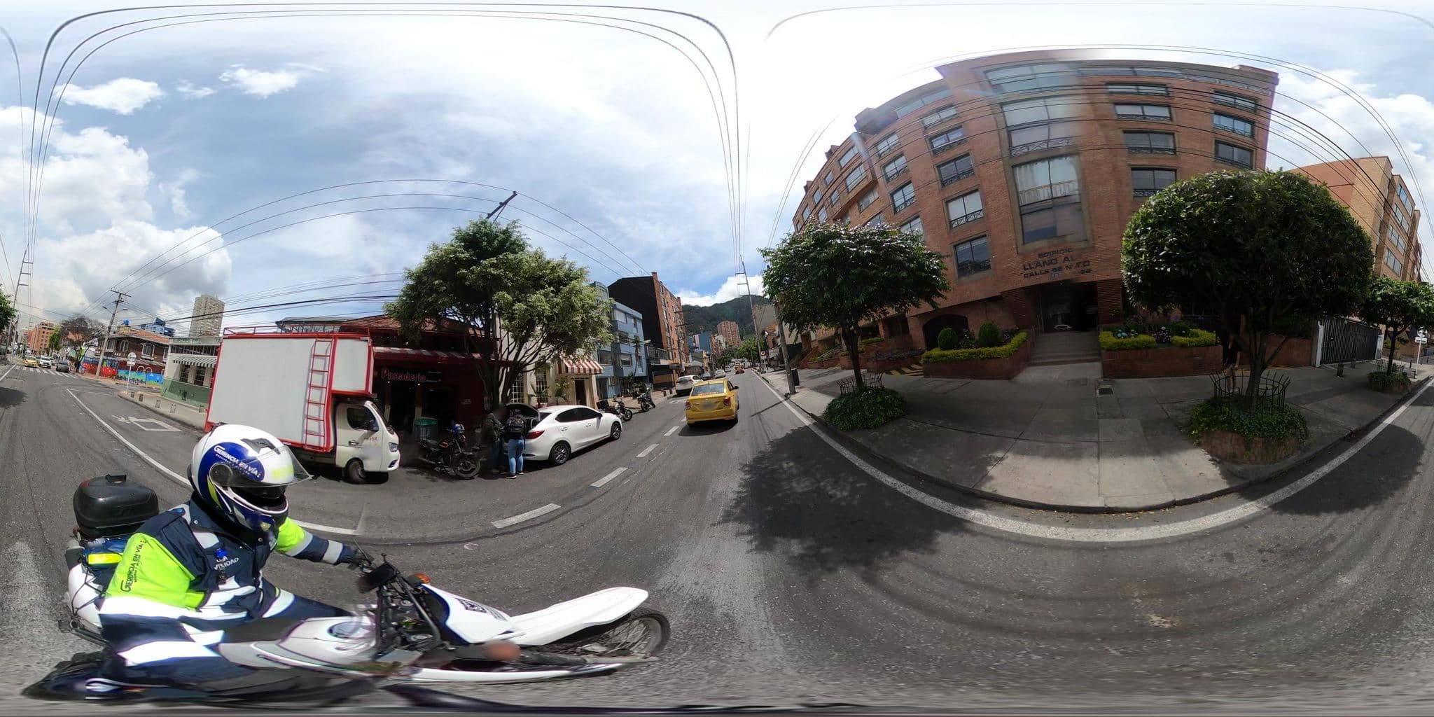 Street view near Antique 65, Barrio San Luis — © cgalindop (CC BY-SA · Mapillary)