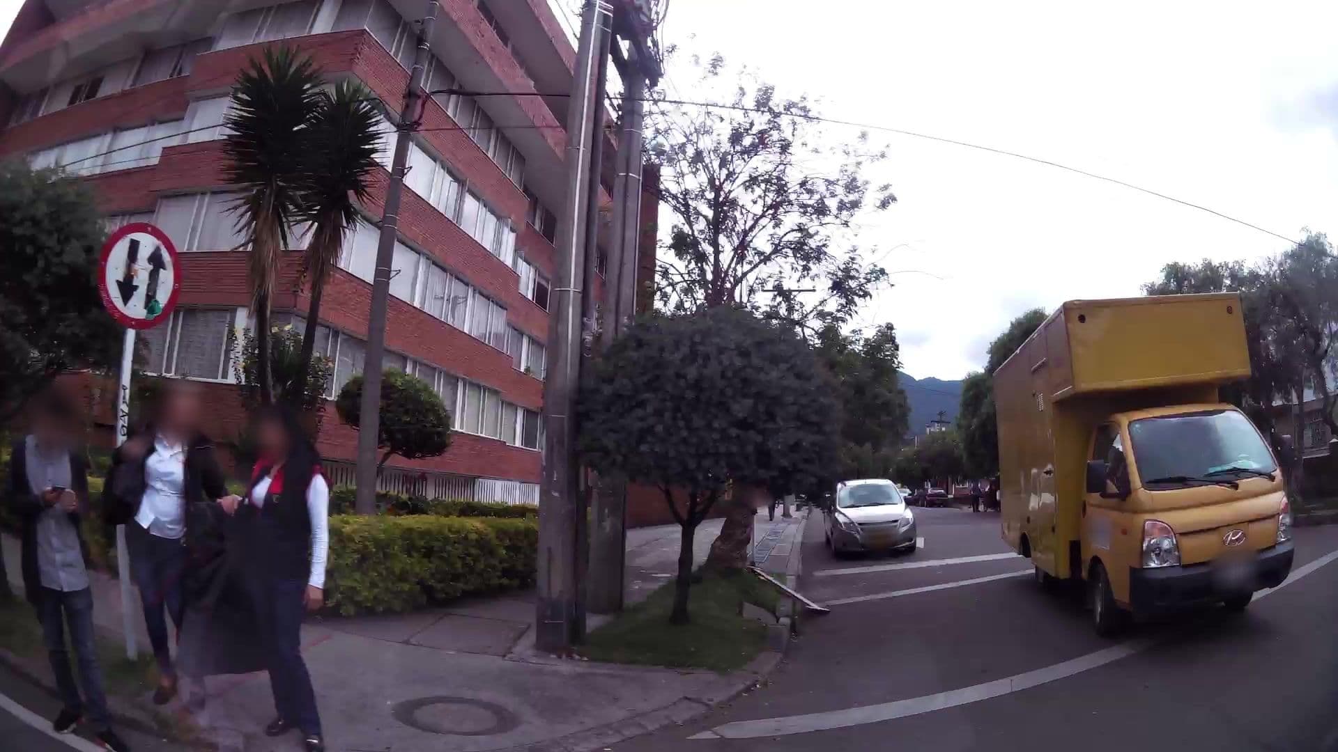 Street view near Hotel Boutique Casanovas, Bogotá — © kaartcam (CC BY-SA · Mapillary)