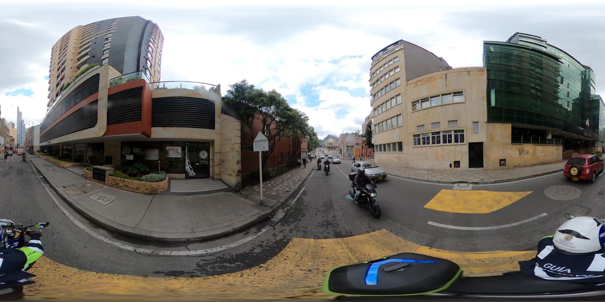 Street view near Hotel Del Parque, Bogotá — © rbolivar (CC BY-SA · Mapillary)