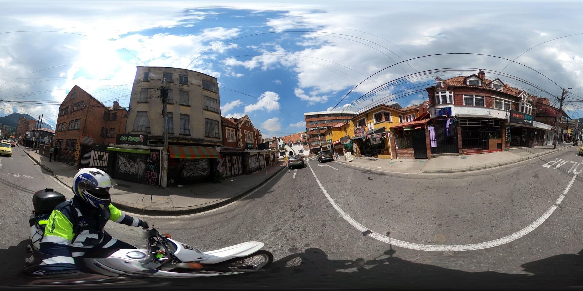 Street view near Hotel Escuela  CUN, Bogotá — © cgalindop (CC BY-SA · Mapillary)
