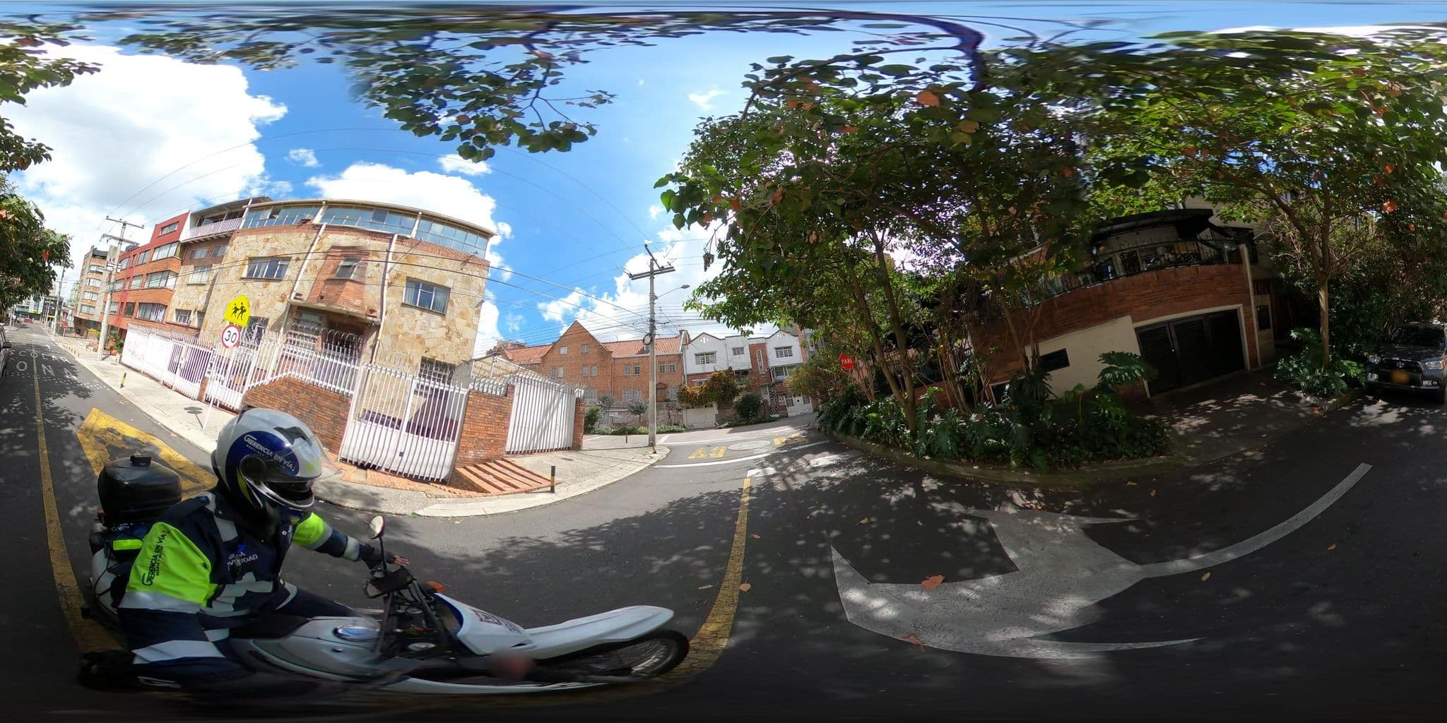 Street view near Anfitrion Hostels, Bogotá — © cgalindop (CC BY-SA · Mapillary)